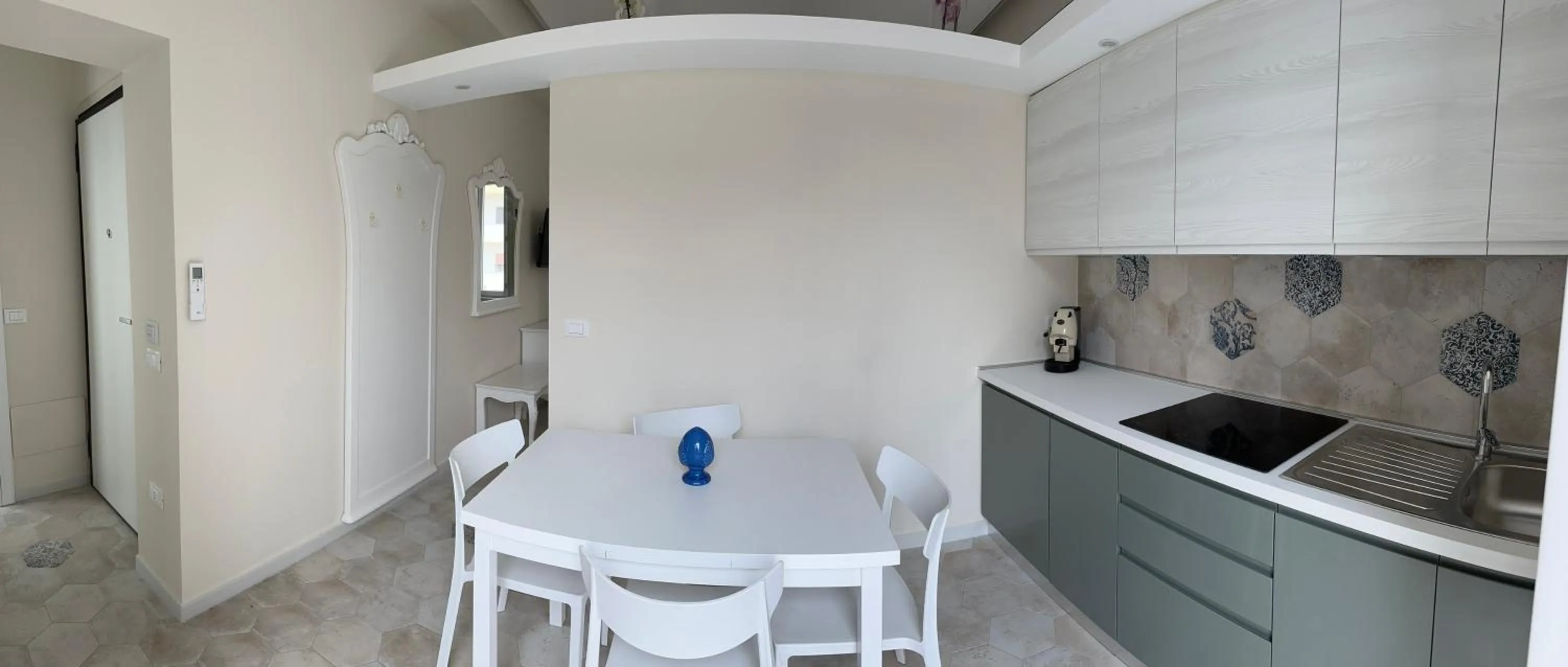 Kitchen or kitchenette in b&b Giorgia