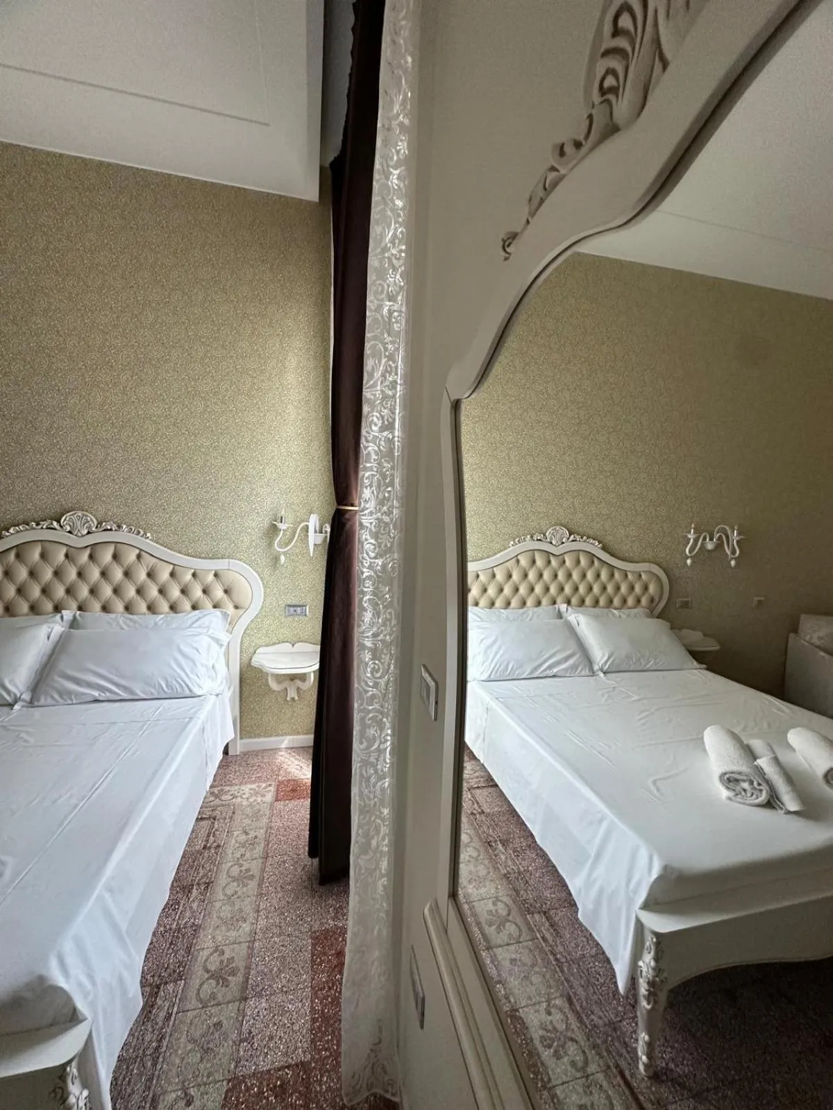 Bathroom, Bed in b&b Giorgia