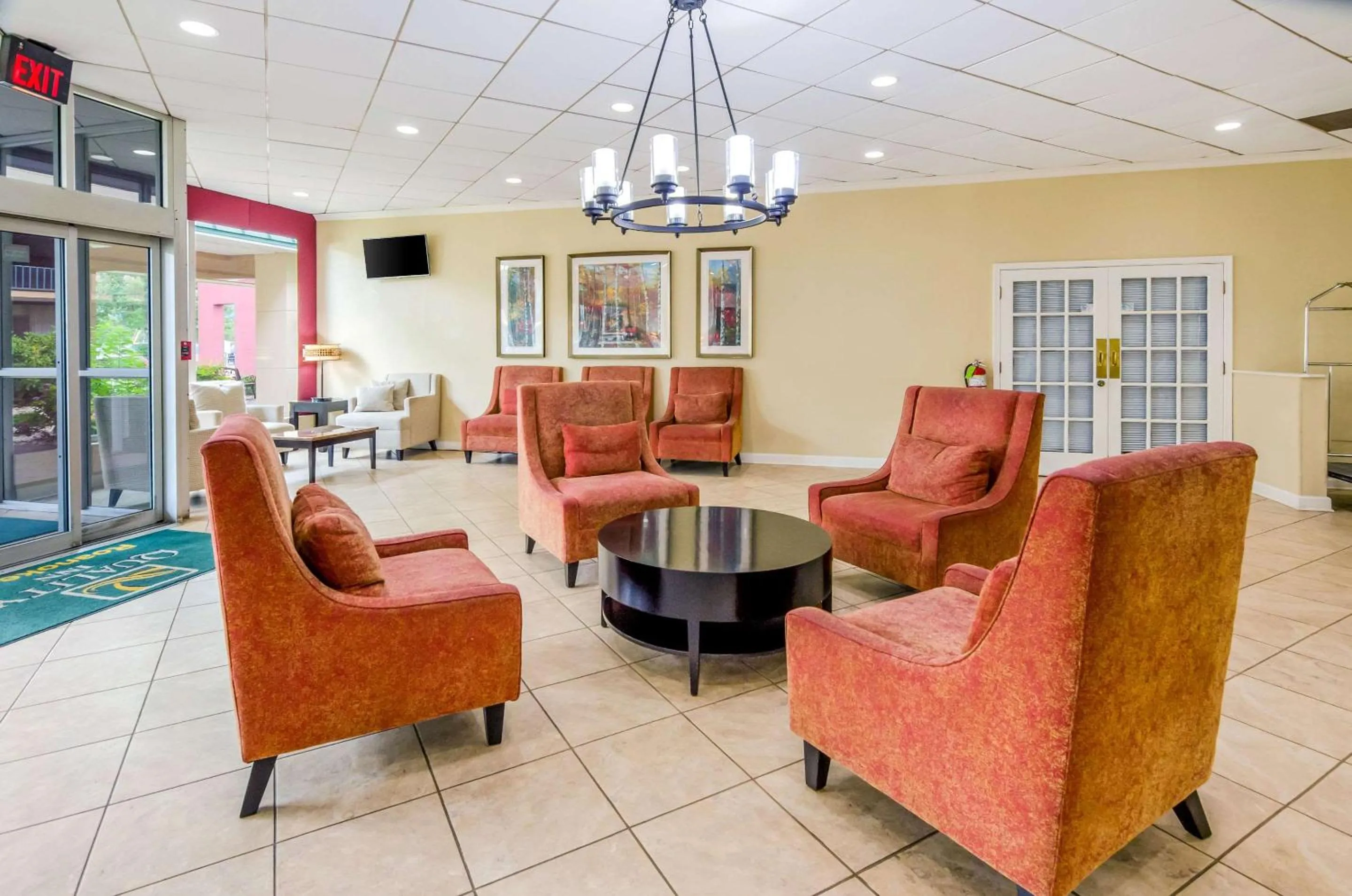 Lobby or reception in Quality Inn Roanoke Airport