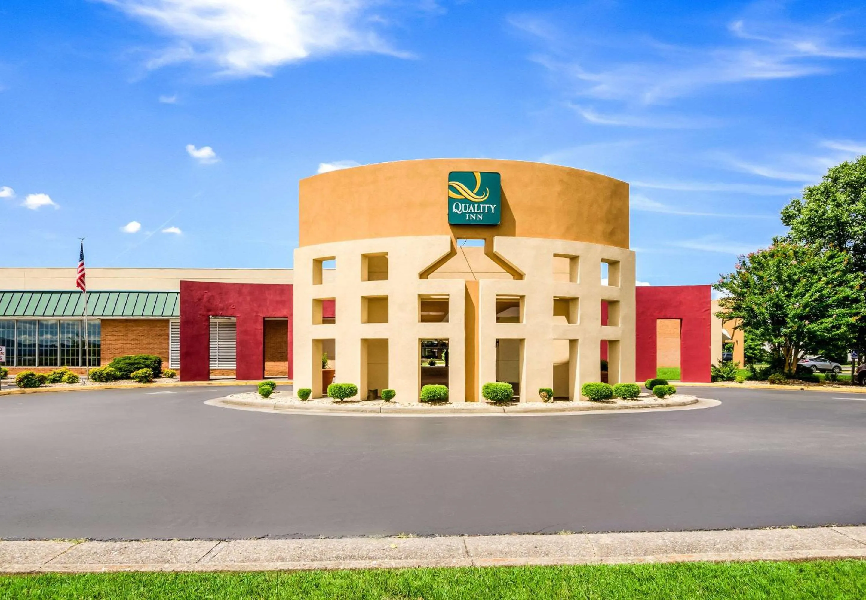 Property building in Quality Inn Roanoke Airport