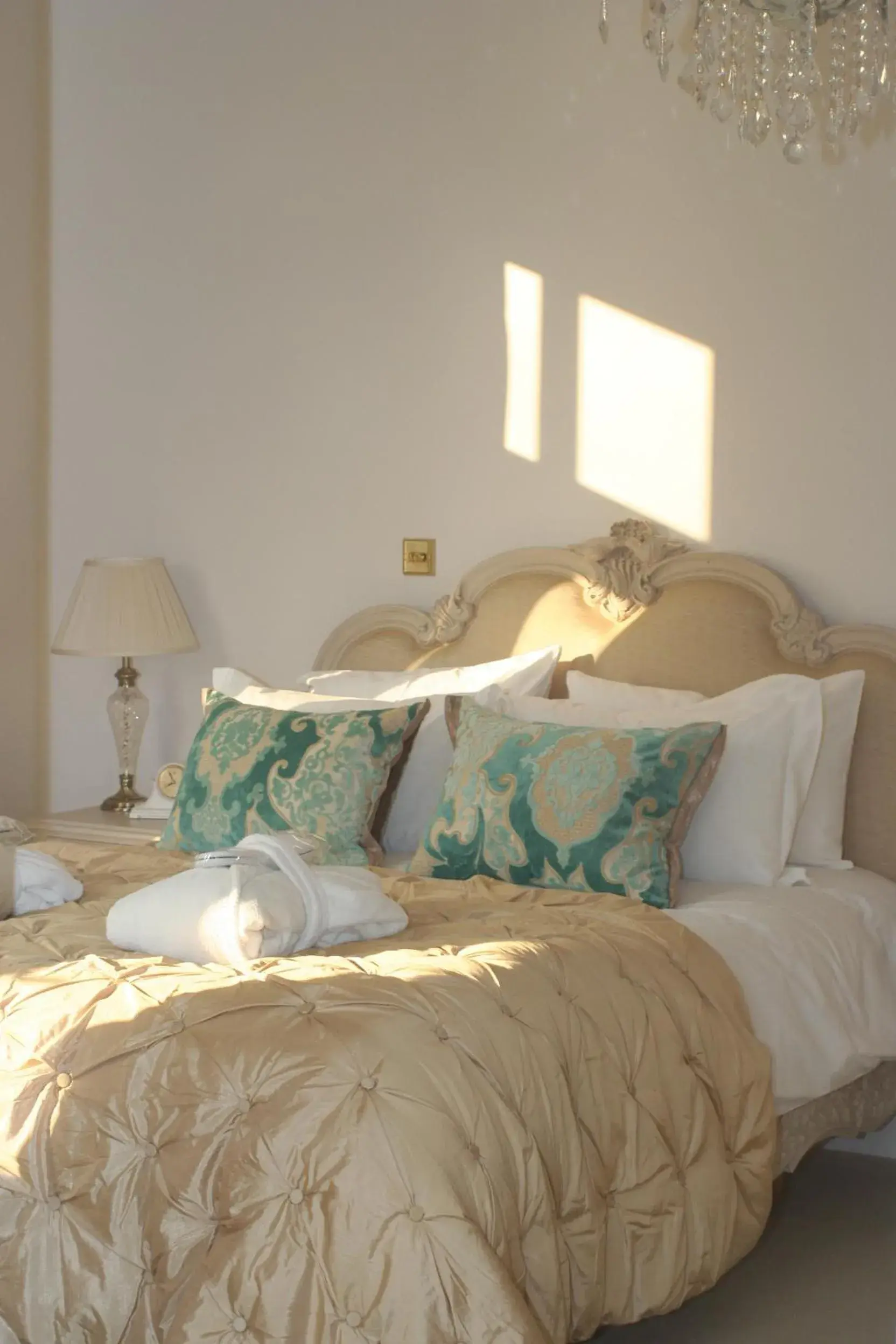 Superior Double Room with Inland View - single occupancy in La Haule Manor Superior Double Room with Inland View - single occupancy in La Haule Manor