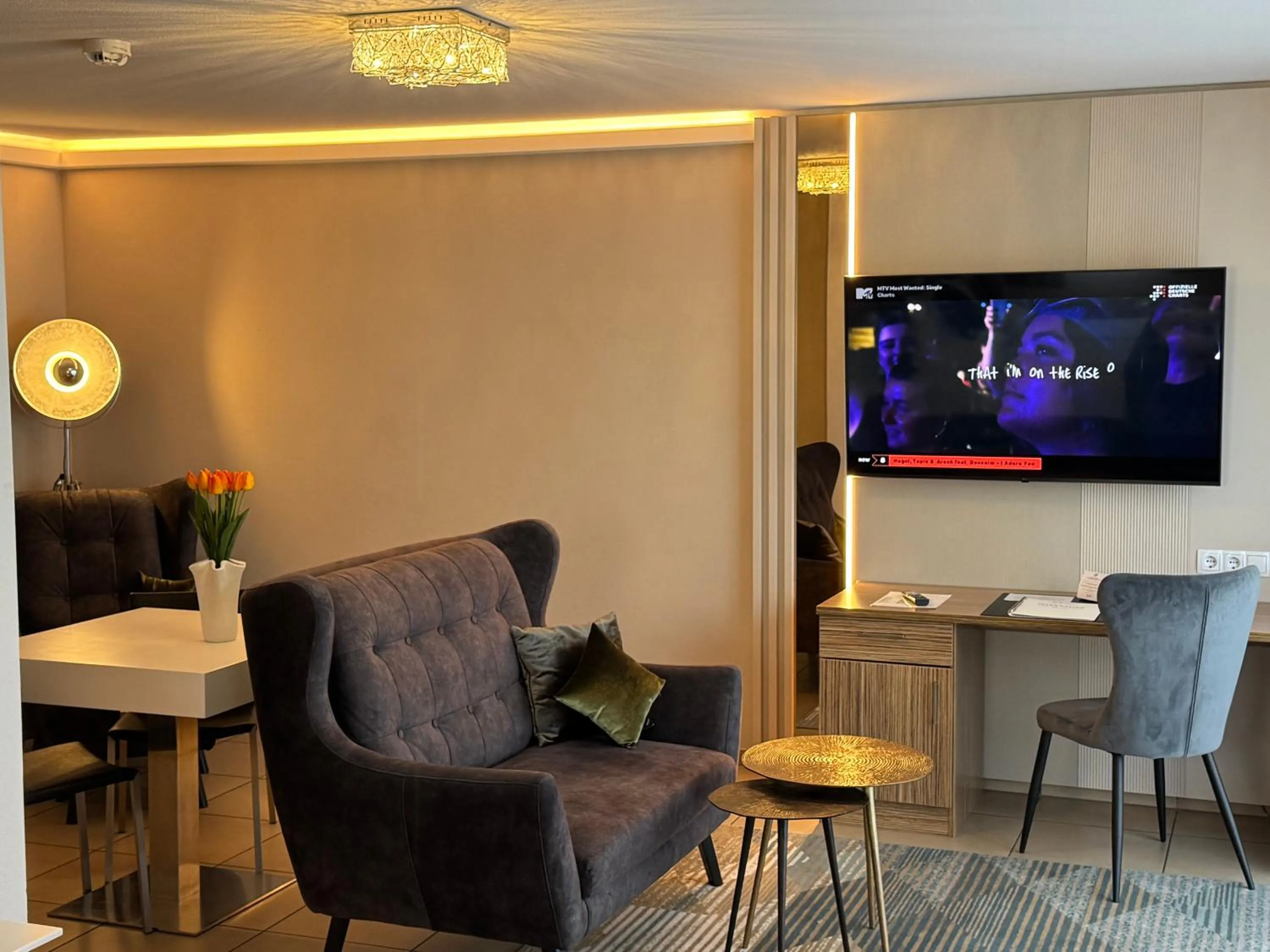 Boardinghouse HOME - adults only -