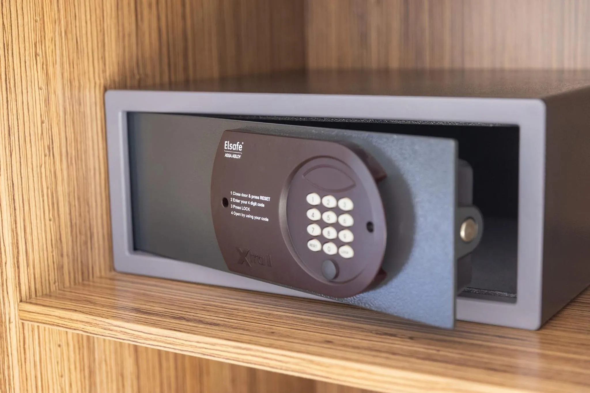 safe in Boardinghouse HOME - adults only -