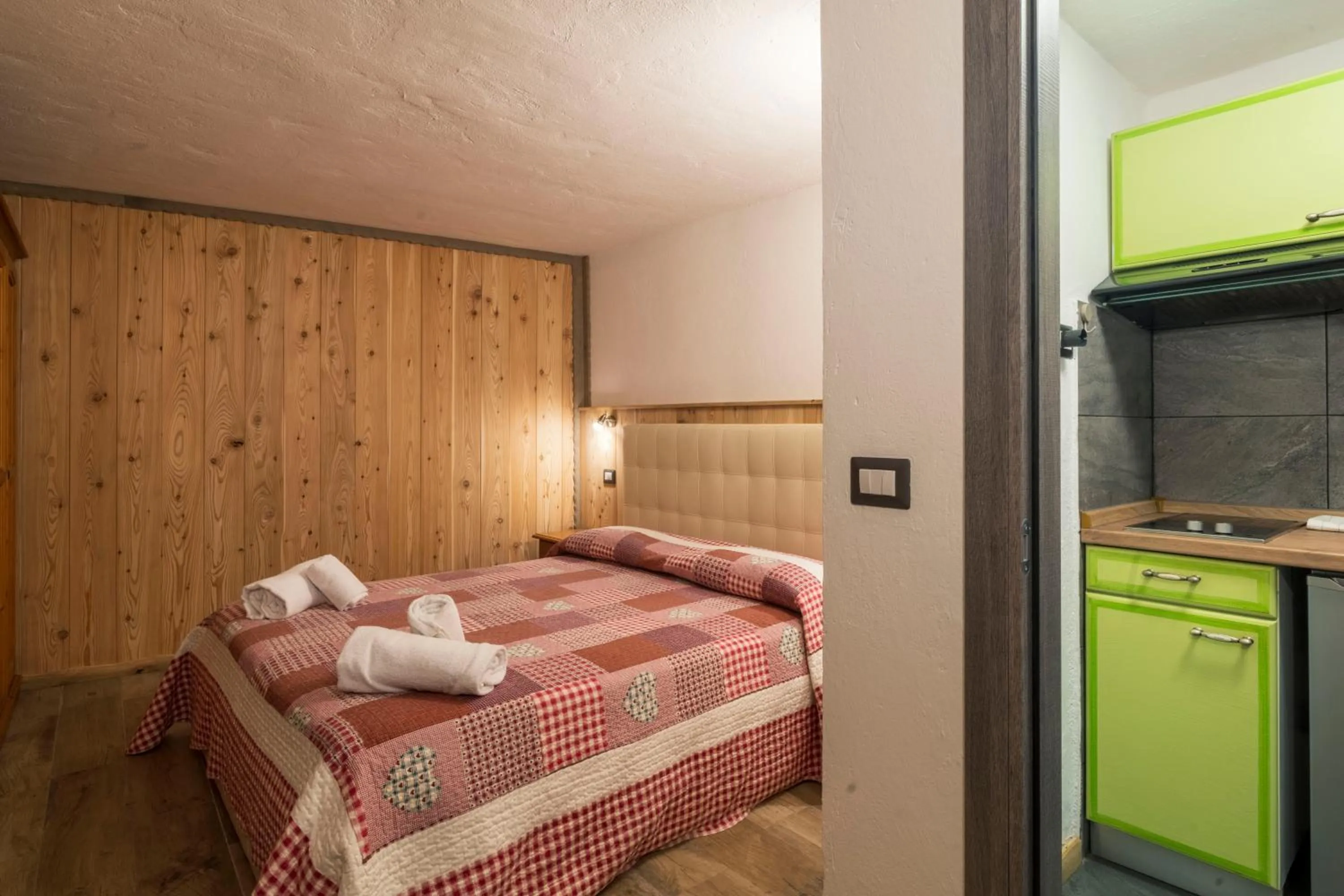 Bed in Residence Covalou