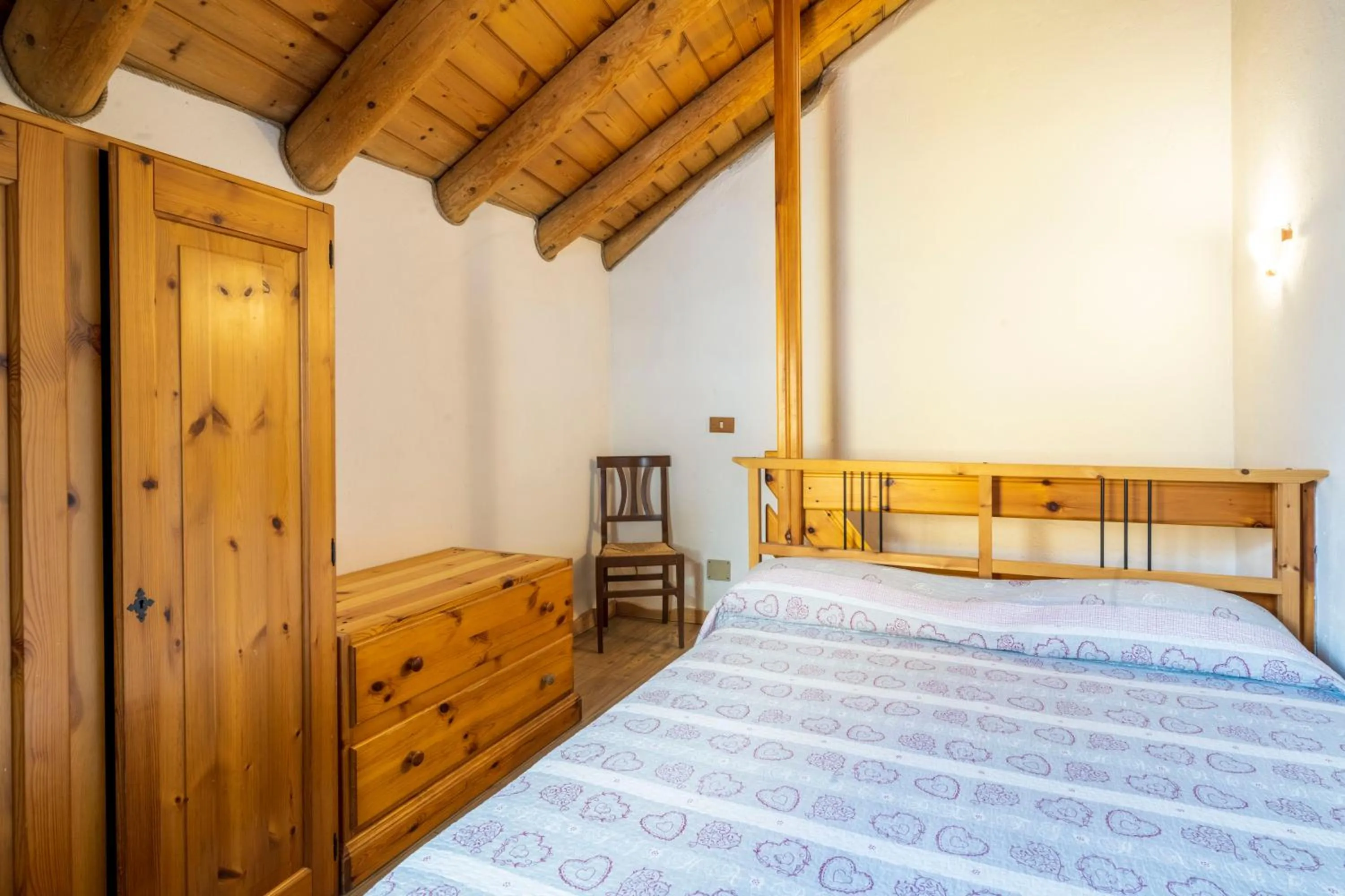 Bed in Residence Covalou