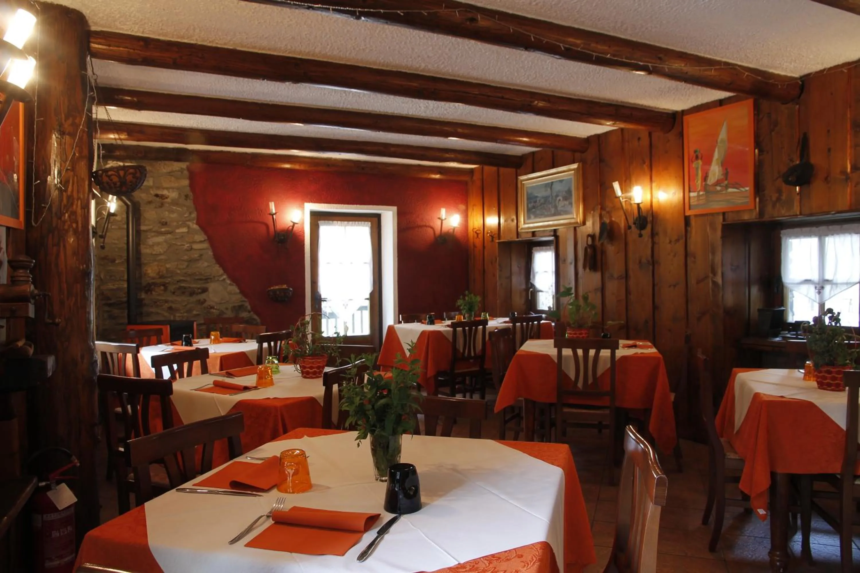 Restaurant/places to eat in Residence Covalou