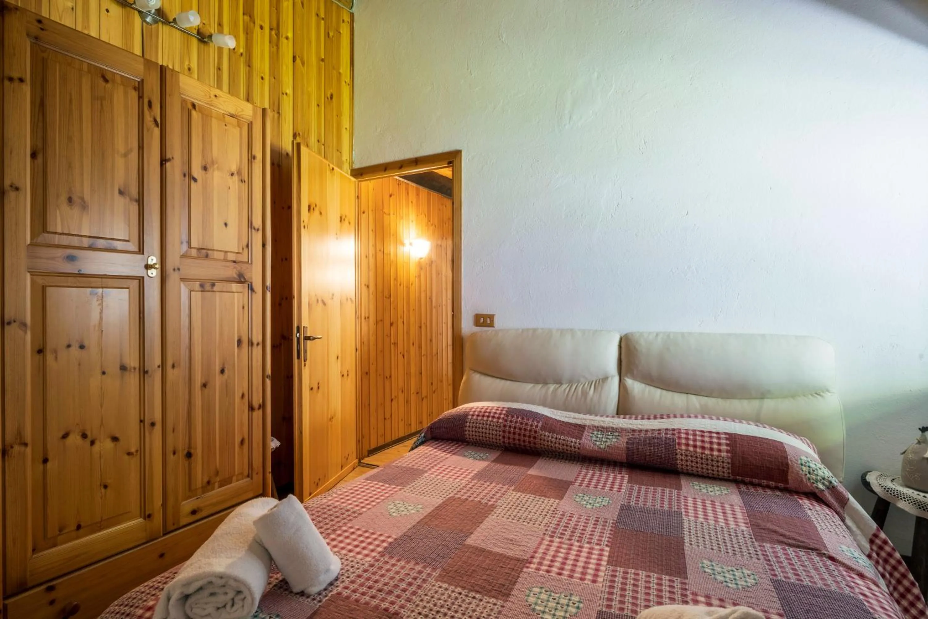 Bed in Residence Covalou