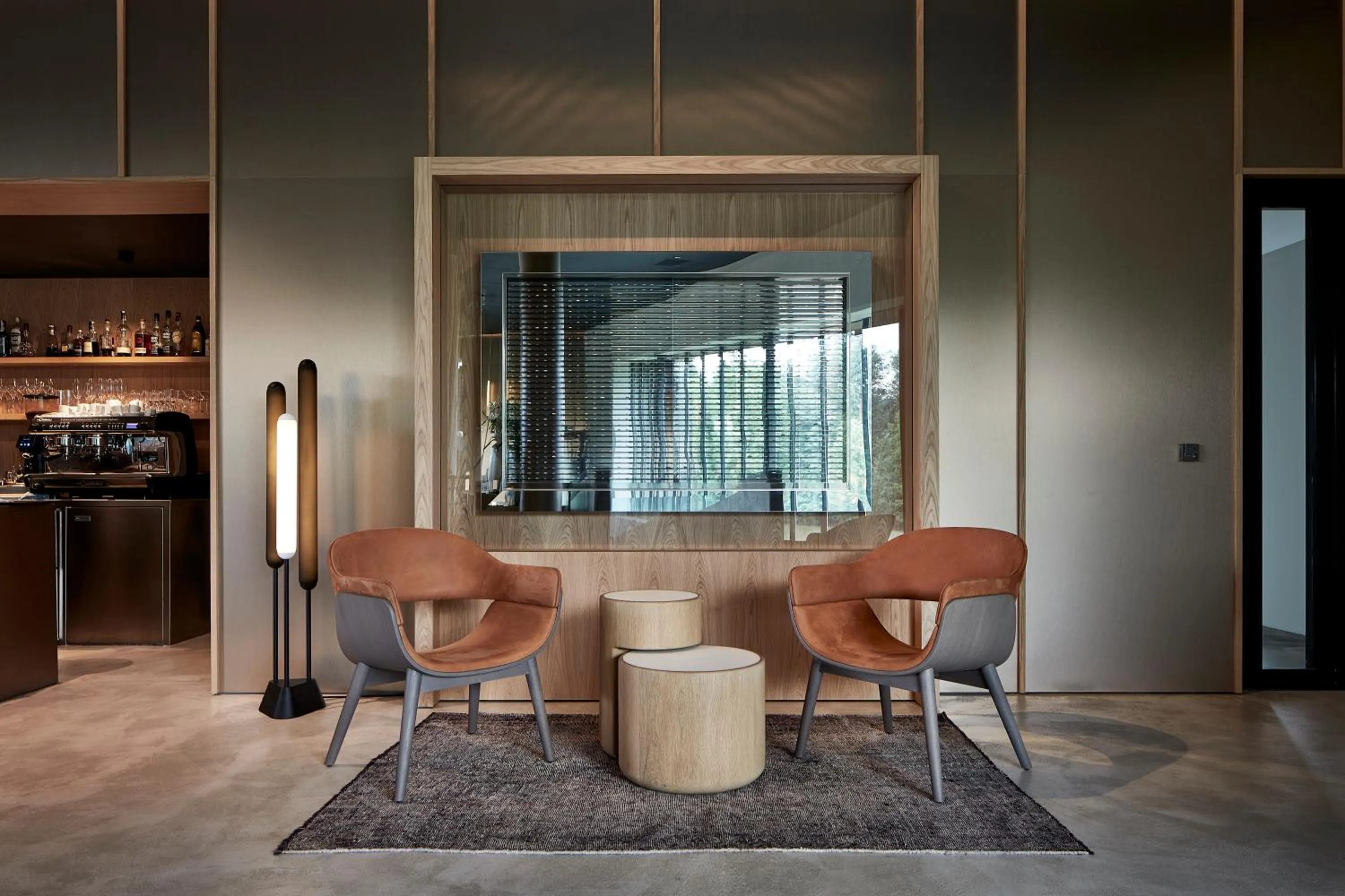 Restaurant/places to eat in Miura Hotel