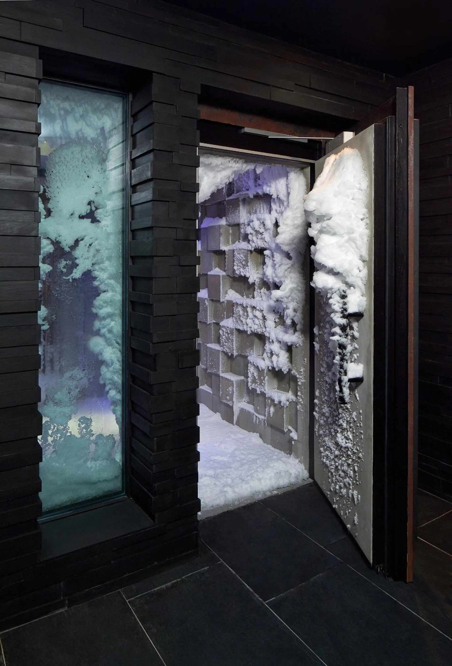 Spa and wellness centre/facilities in Miura Hotel