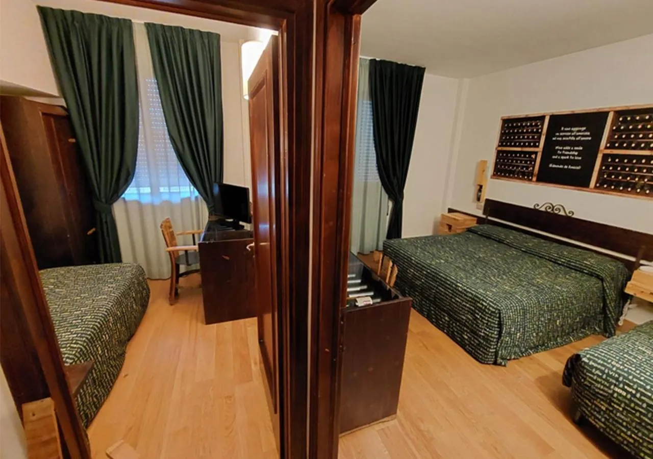 Bed in Hotel Giò Wine e Jazz Area