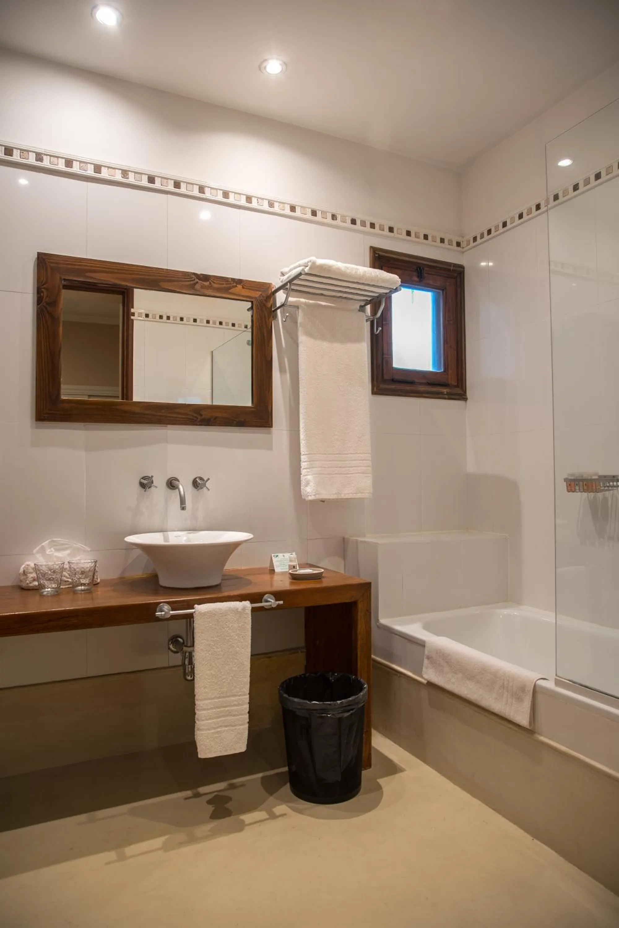 Bathroom in Club Tapiz