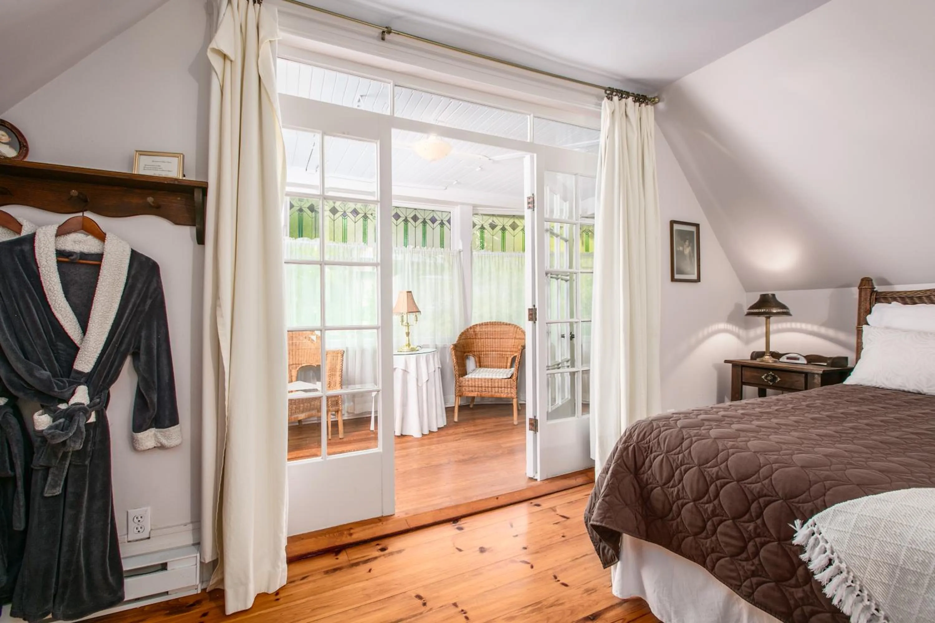 Photo of the whole room, Bed in Les Matins de Victoria