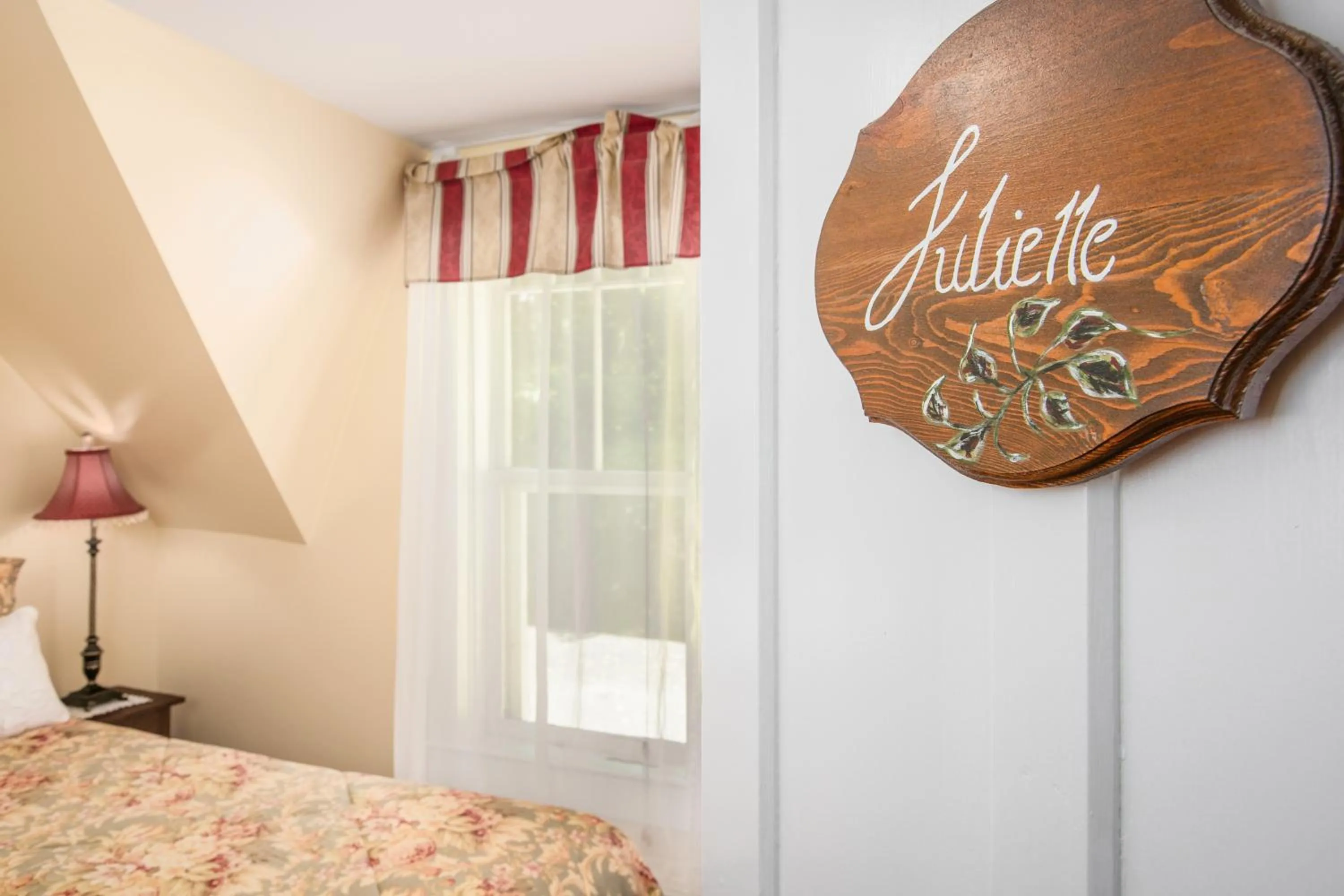 Bedroom, Bed in Les Matins de Victoria