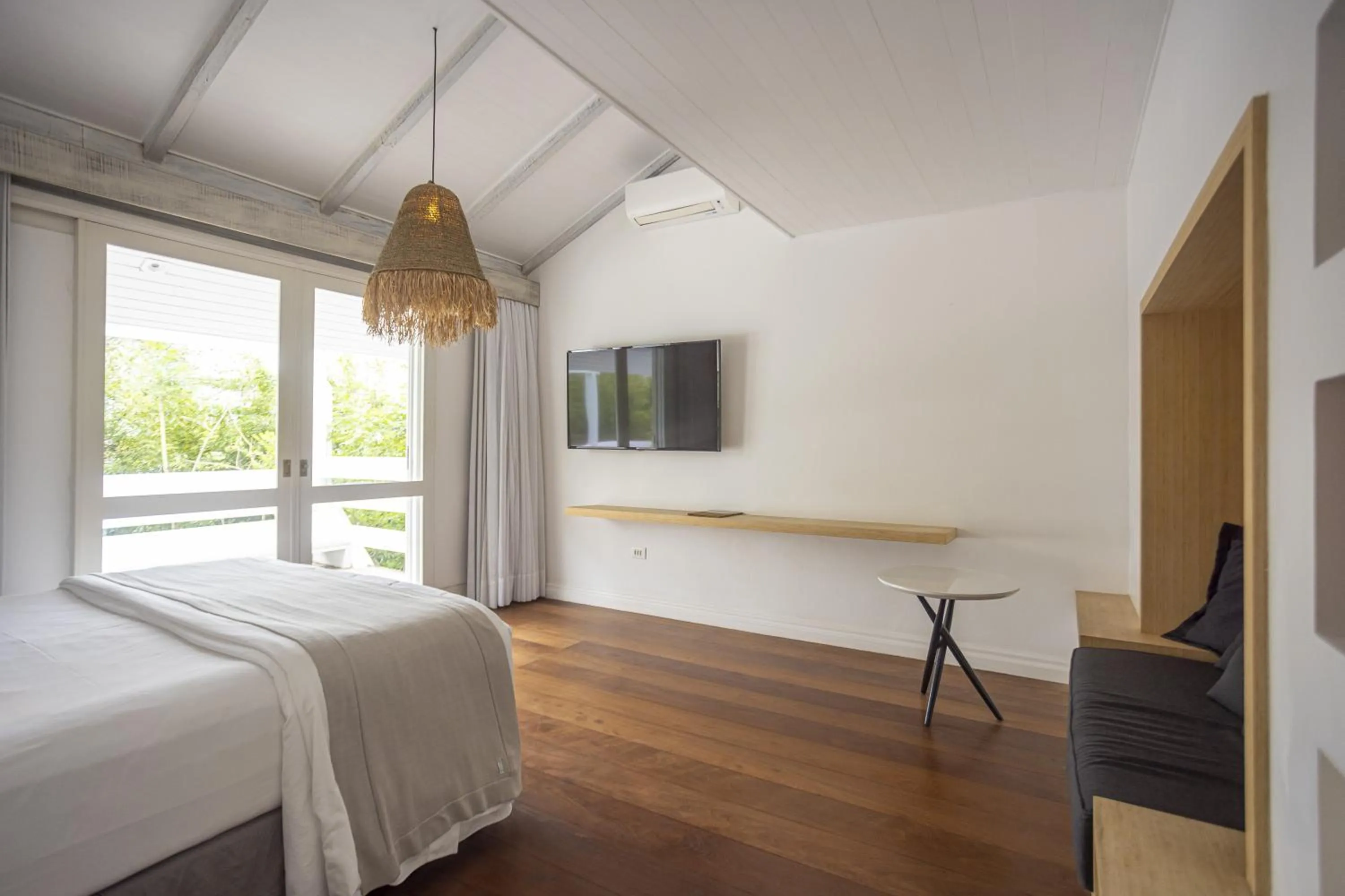 Bed in Felissimo Exclusive Hotel