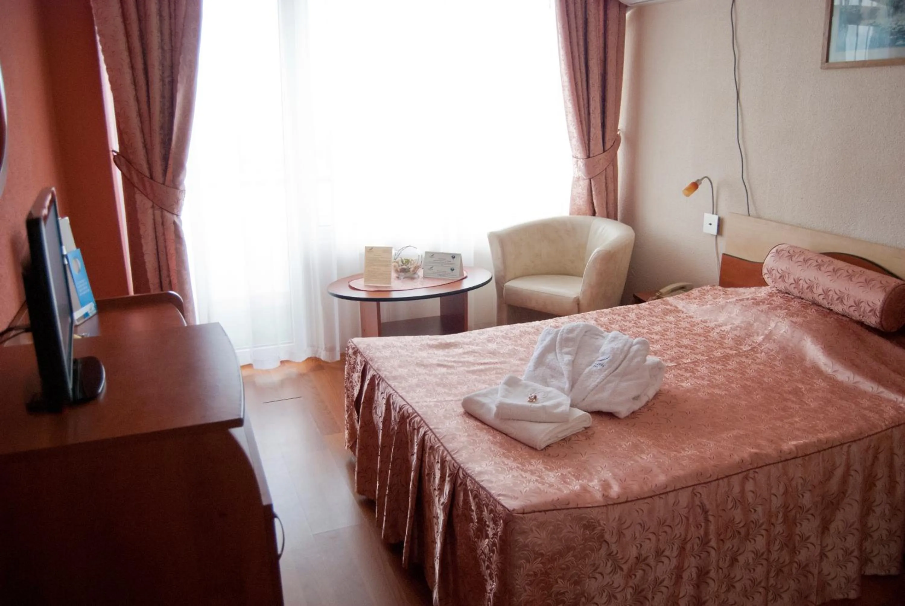 Photo of the whole room in Hotel Paradiso