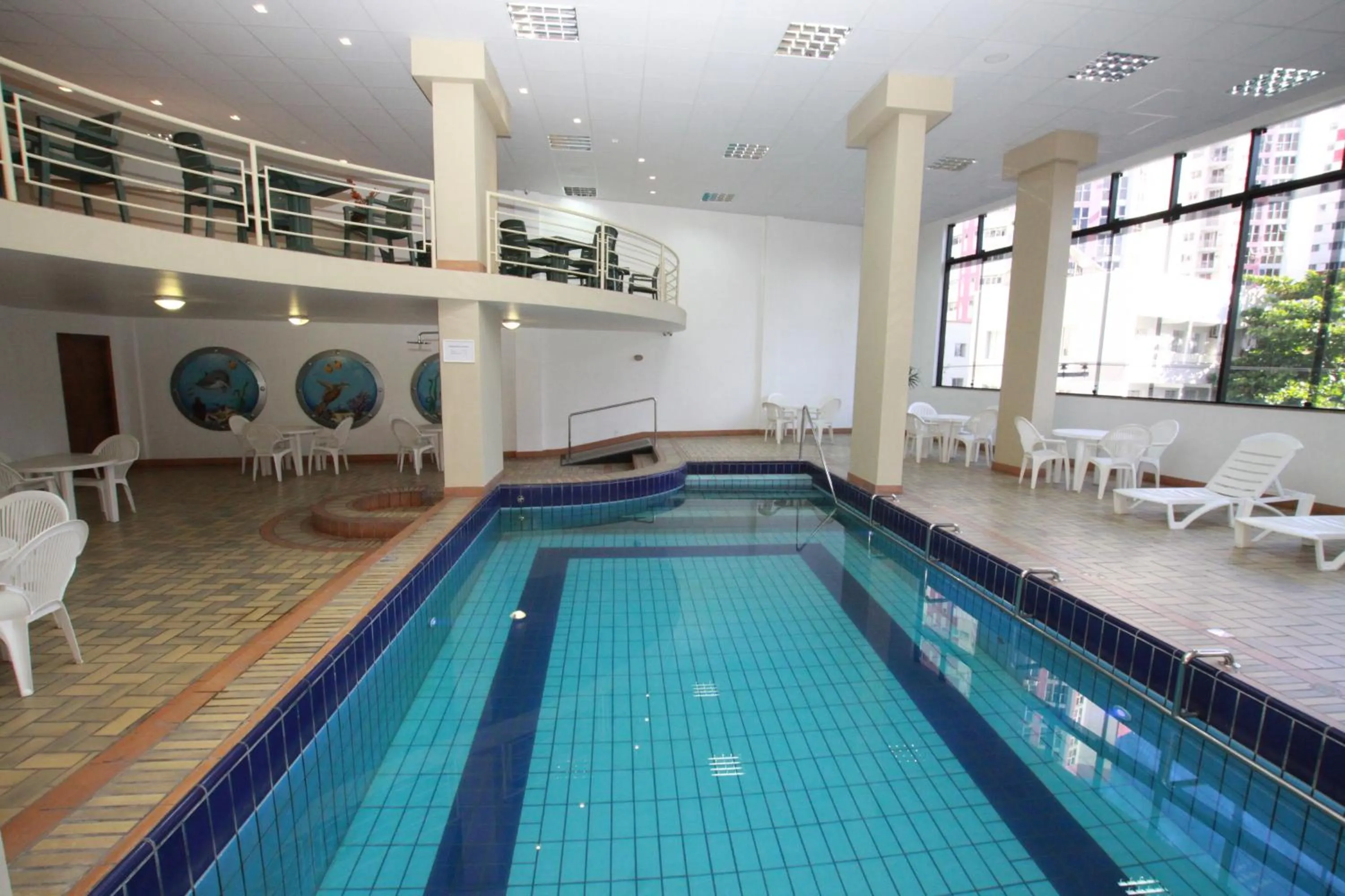 Swimming pool in Hotel Blumenau - Balneário Camboriú