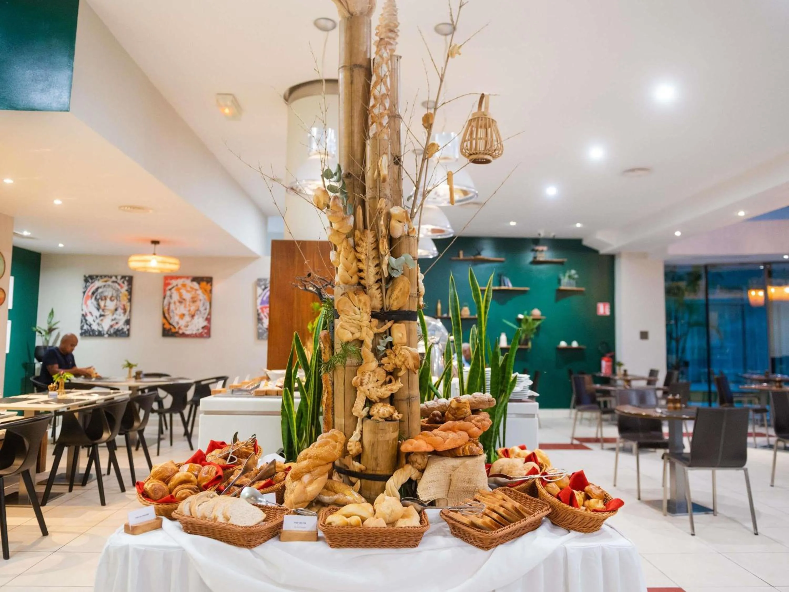 Restaurant/places to eat in Ibis Antananarivo Ankorondrano