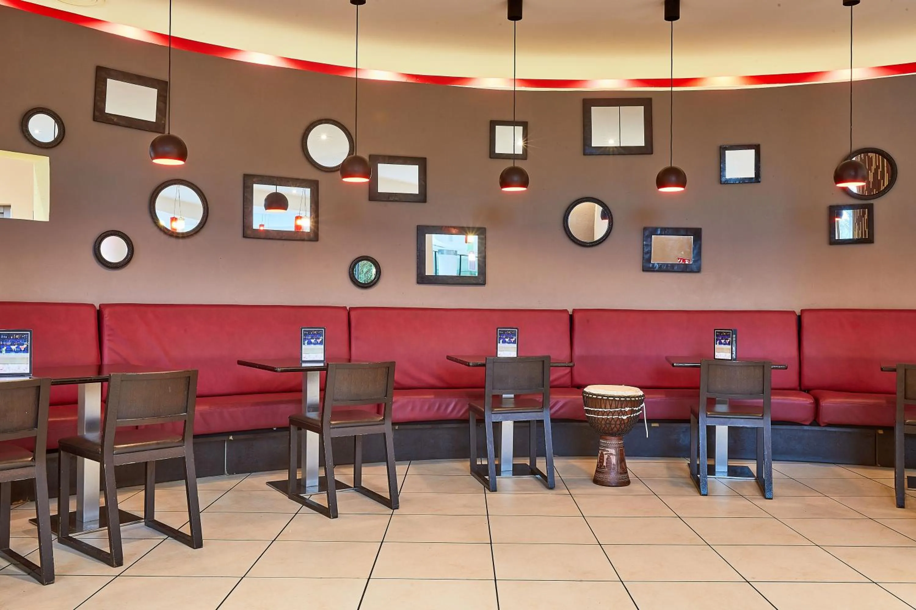 Restaurant/places to eat in Ibis Antananarivo Ankorondrano