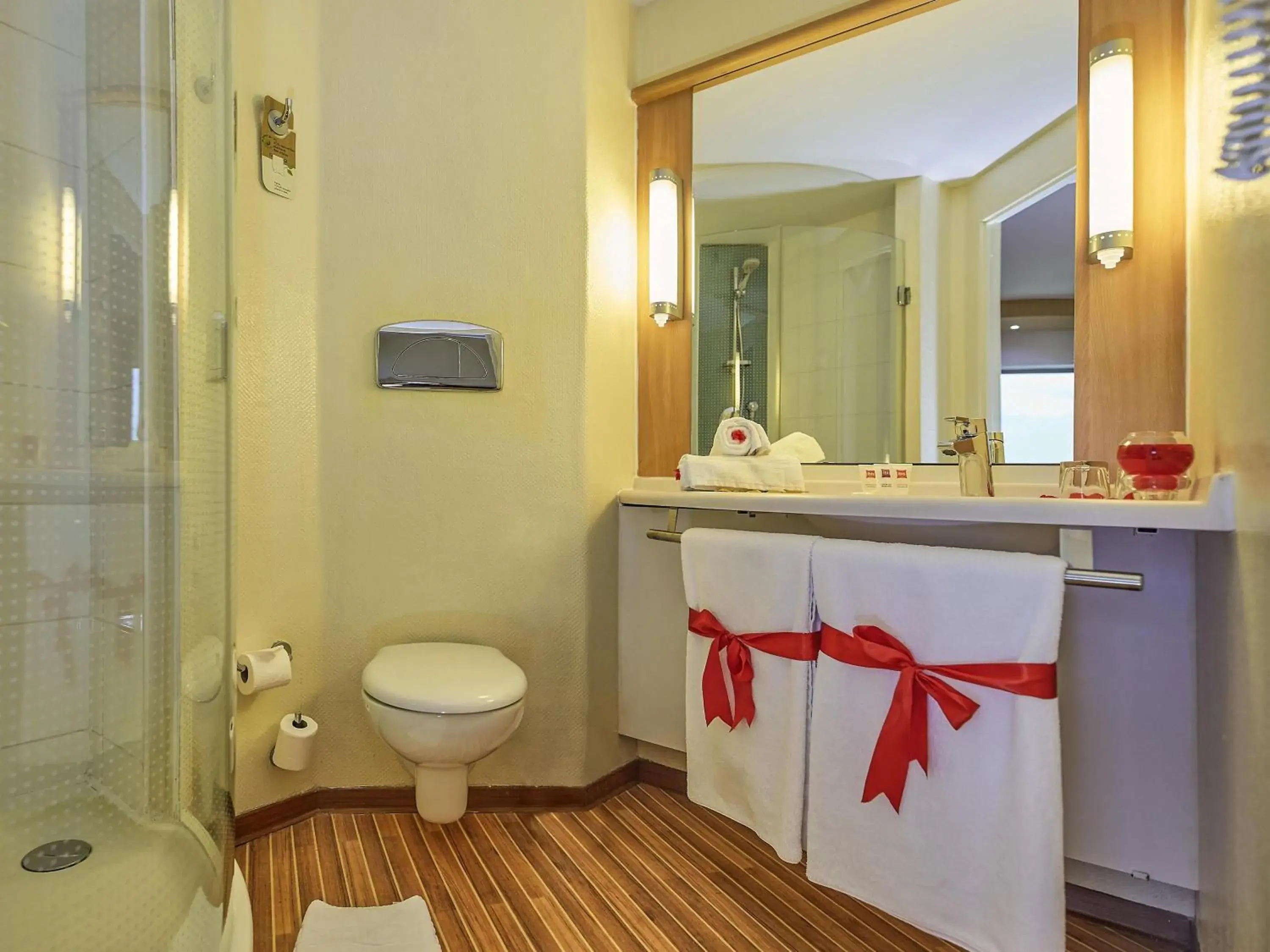 Bedroom in Ibis Antananarivo Ankorondrano Bedroom in Ibis Antananarivo Ankorondrano