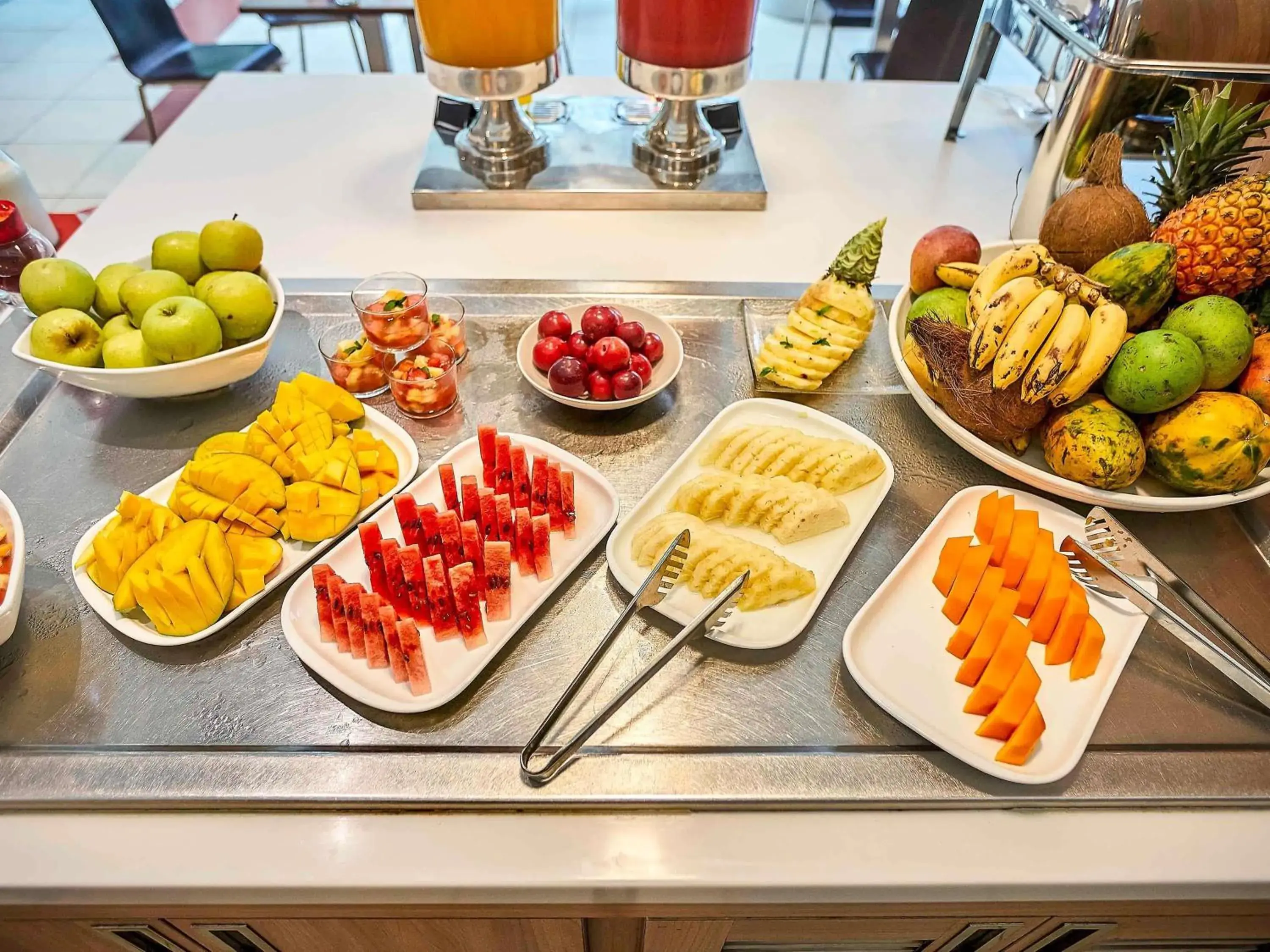 Restaurant/places to eat in Ibis Antananarivo Ankorondrano Restaurant/places to eat in Ibis Antananarivo Ankorondrano