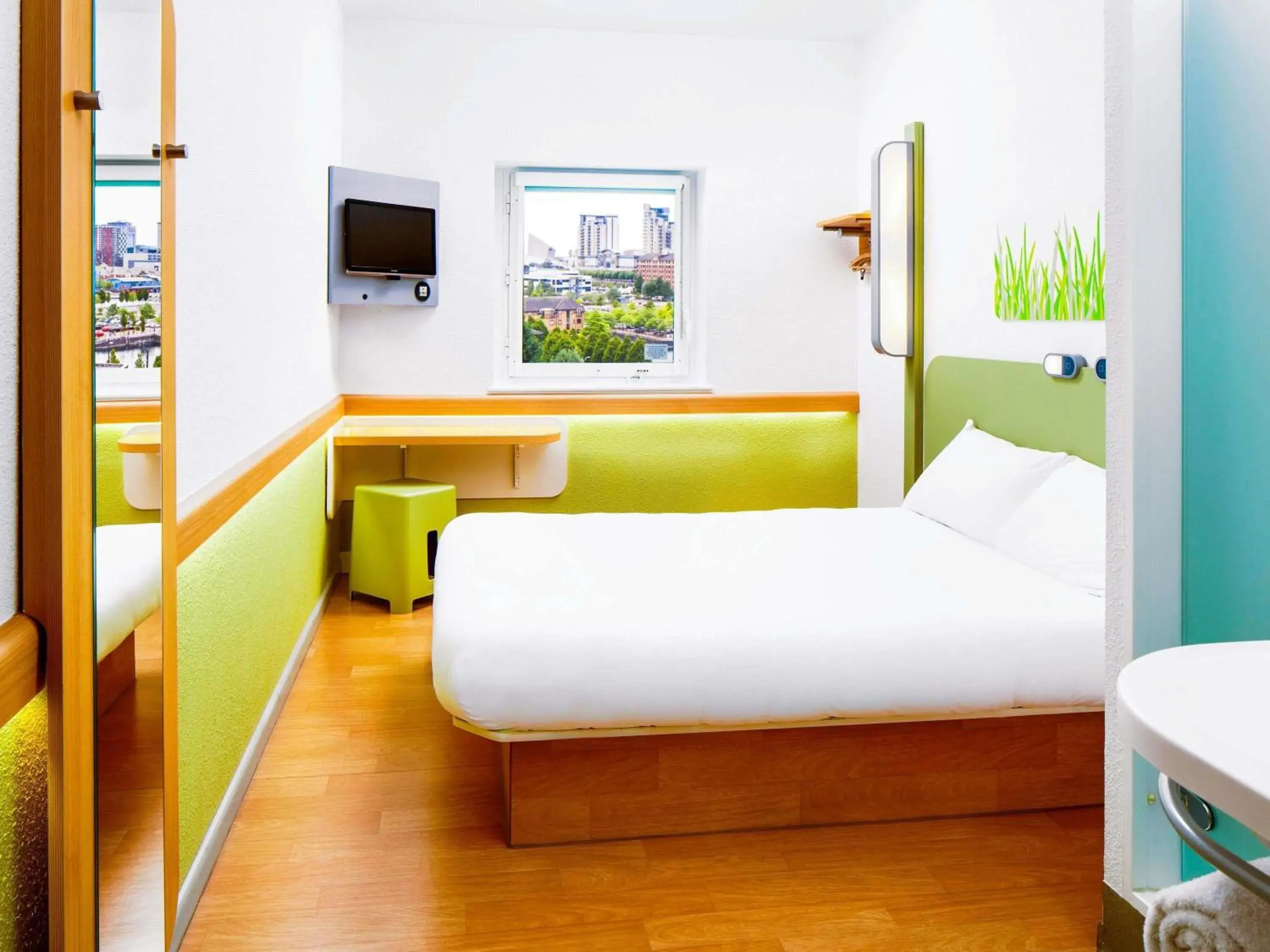 Bedroom, Bed in ibis budget Manchester Salford Quays Bedroom, Bed in ibis budget Manchester Salford Quays