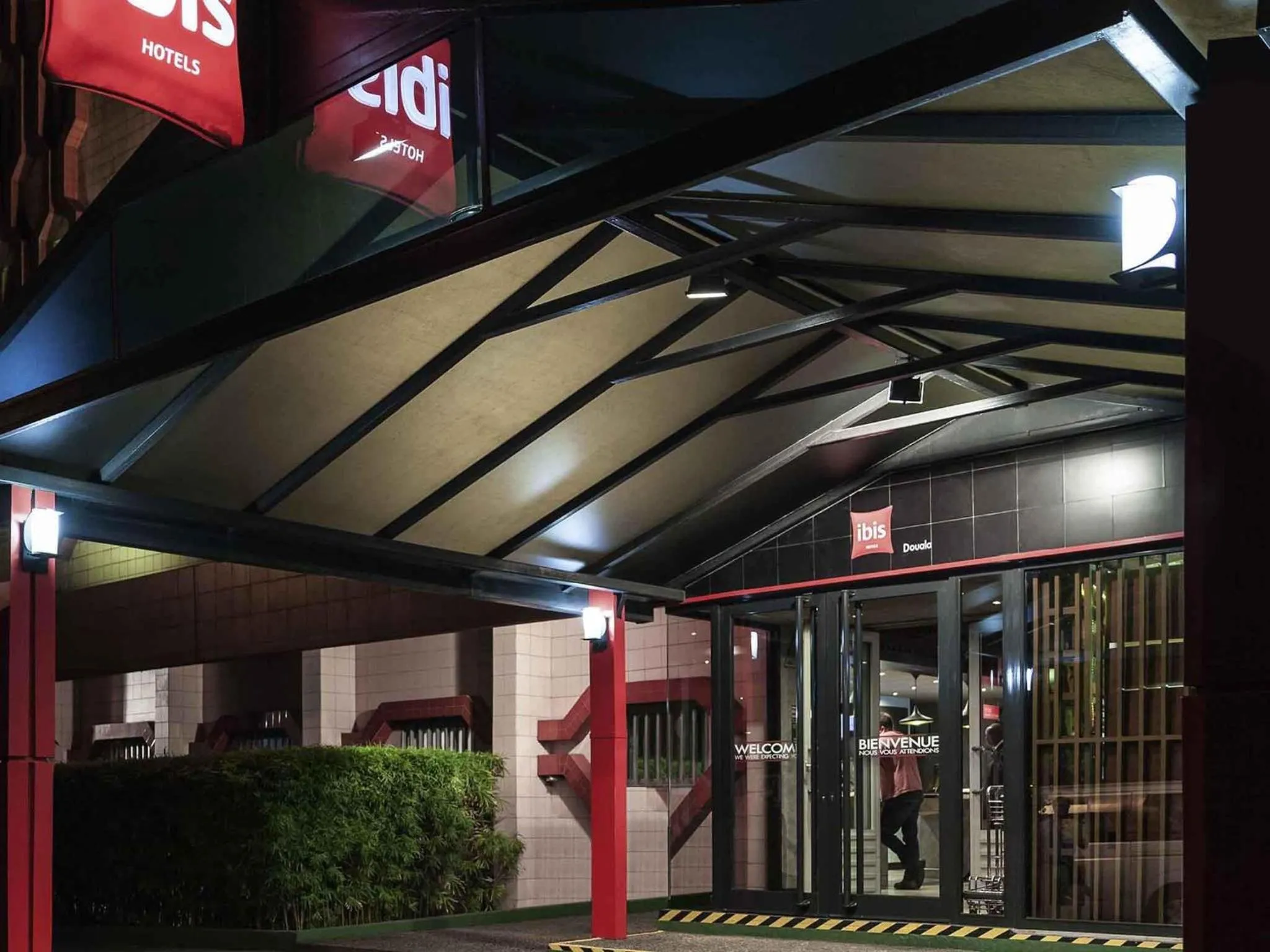 Property building in ibis Douala