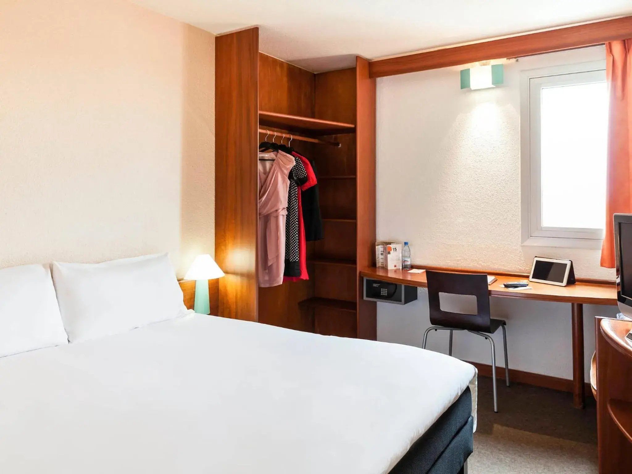 Bed in ibis Douala Bed in ibis Douala