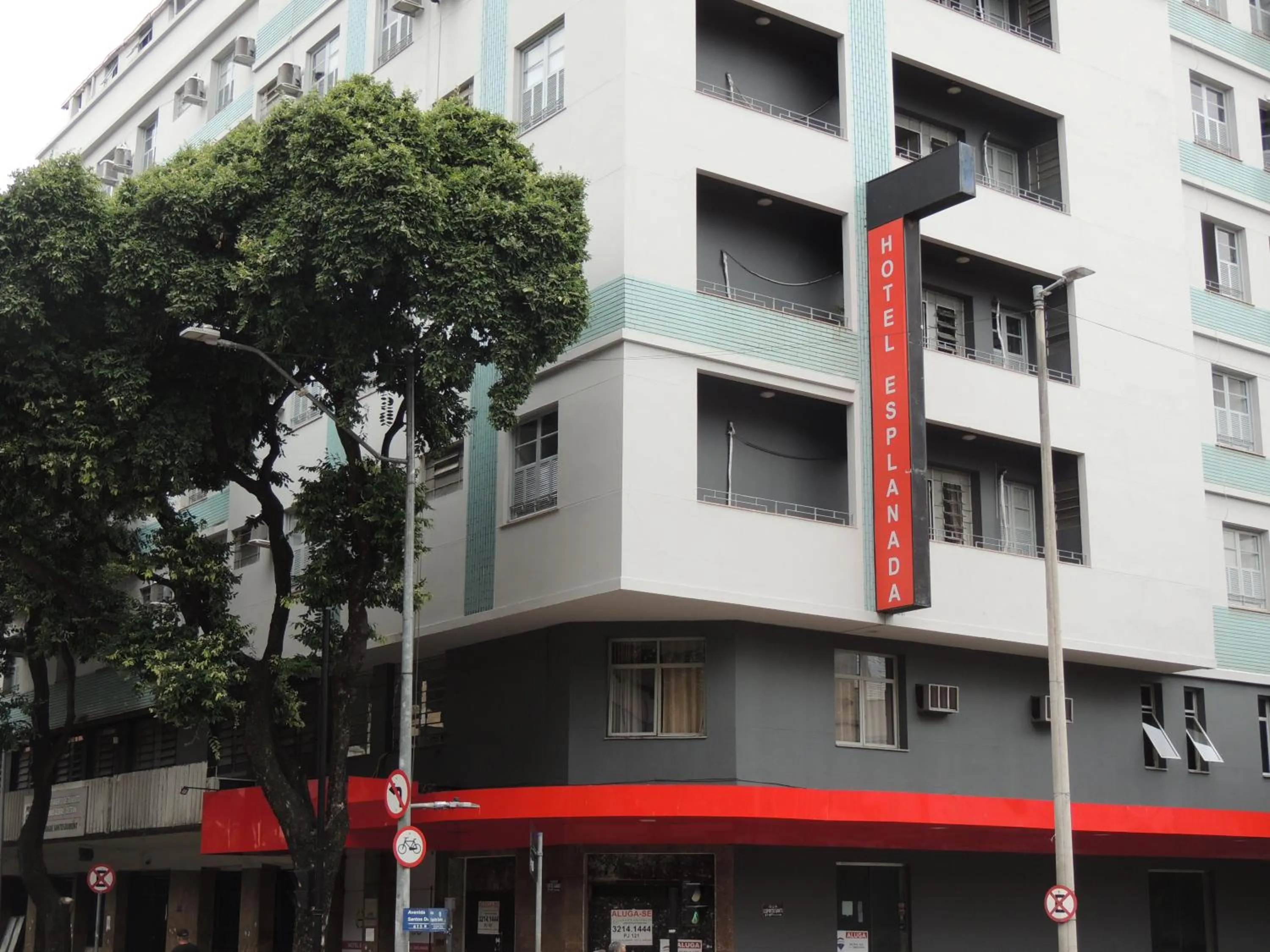 Facade/entrance in Hotel Esplanada Belo Horizonte - Proximo a Estacao de Trem