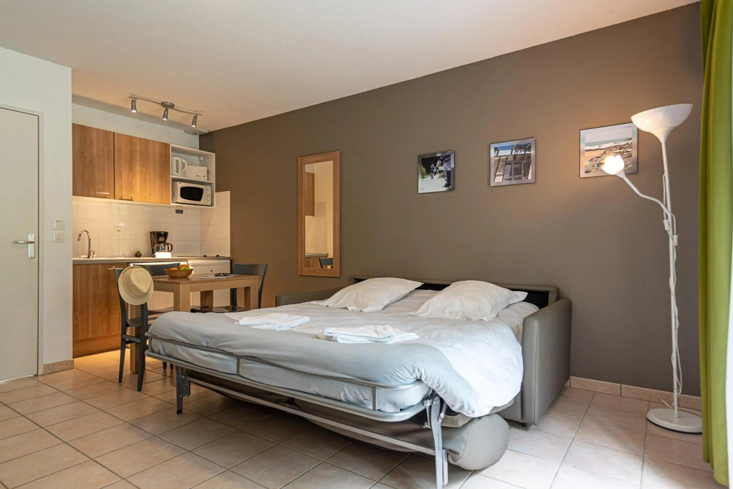 Bed in Terres de France - Le Domaine Du Golf