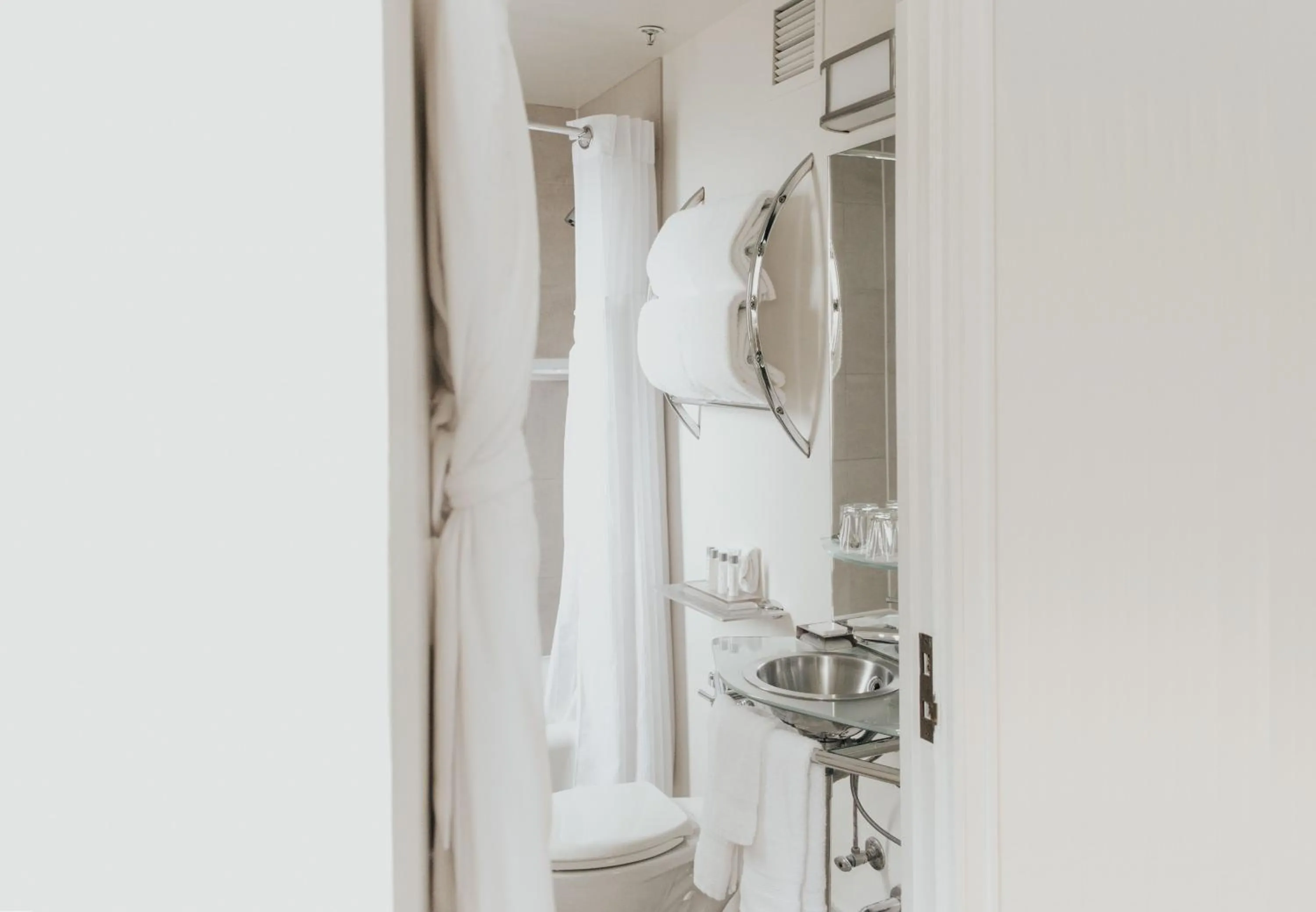 Bathroom in Hotel Lucia