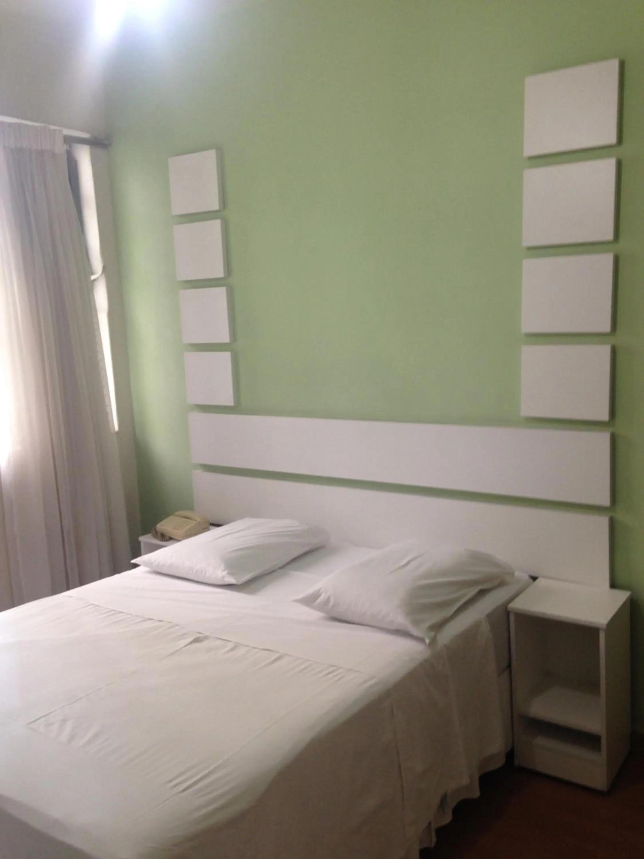 Restaurant/places to eat, Bed in Hotel Turista
