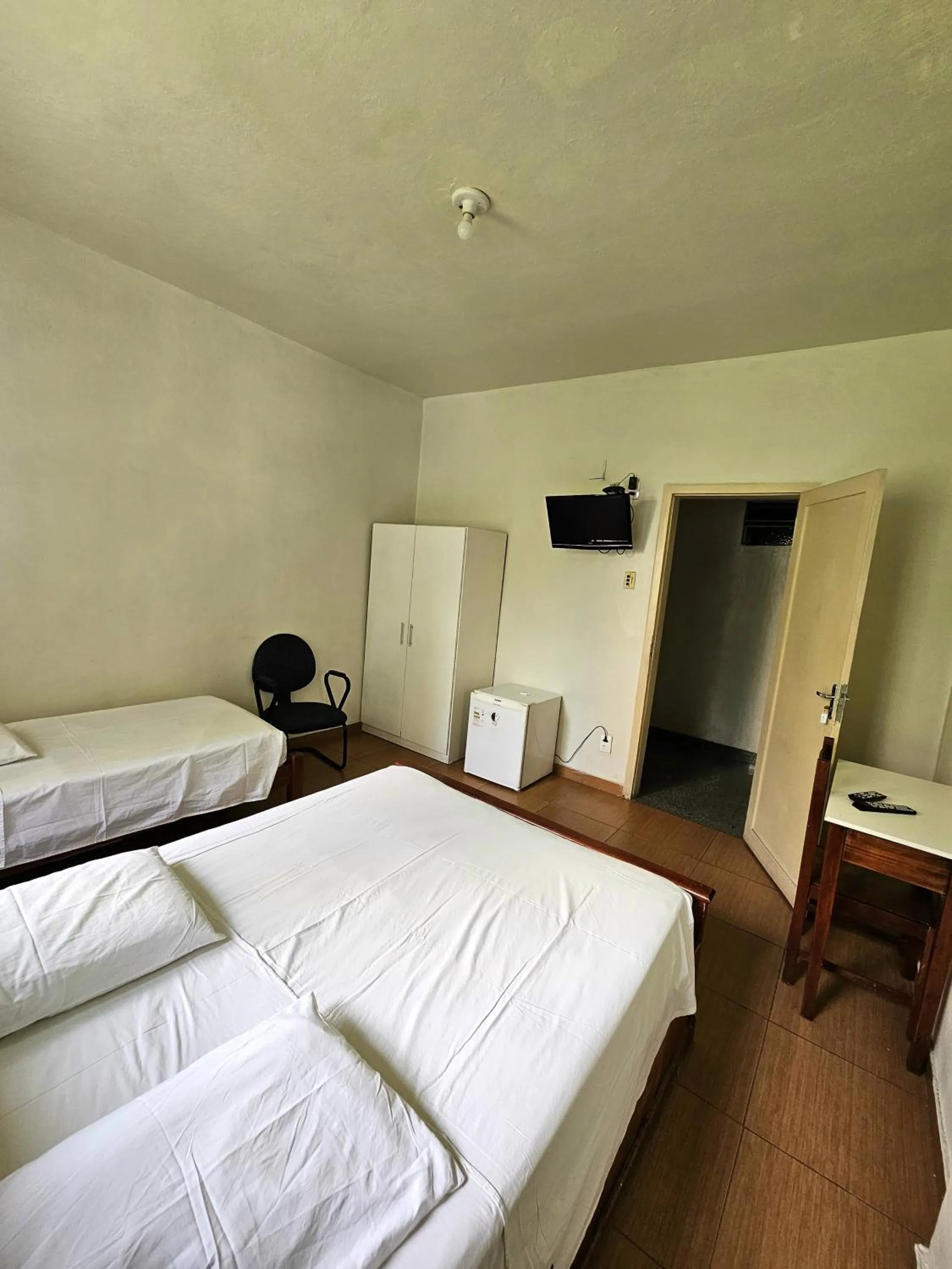 Bed in Hotel Turista