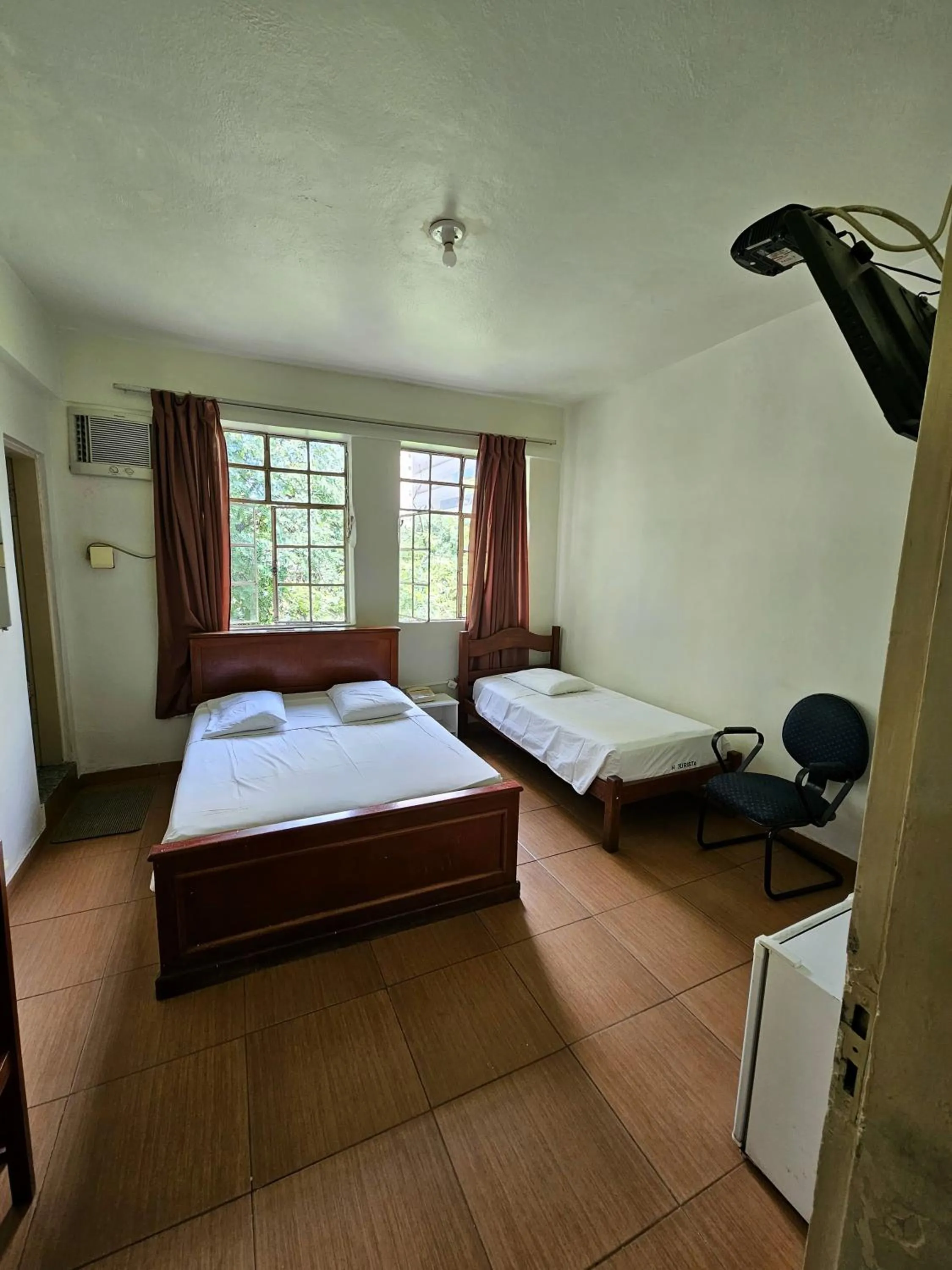 Bed in Hotel Turista