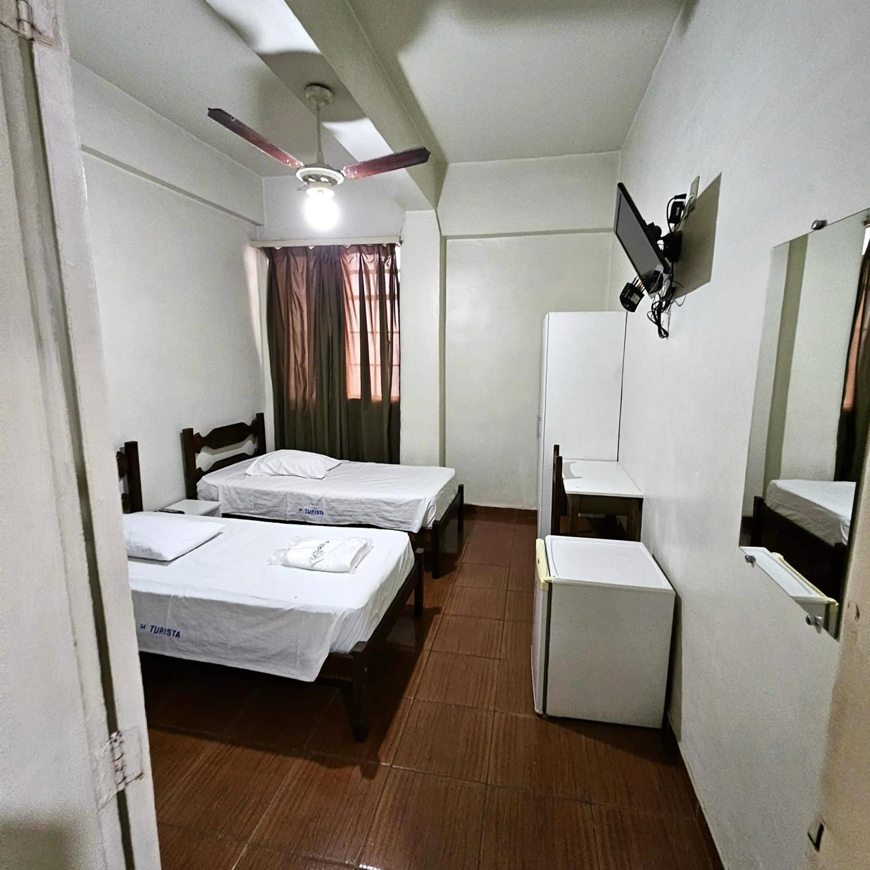 Bed in Hotel Turista