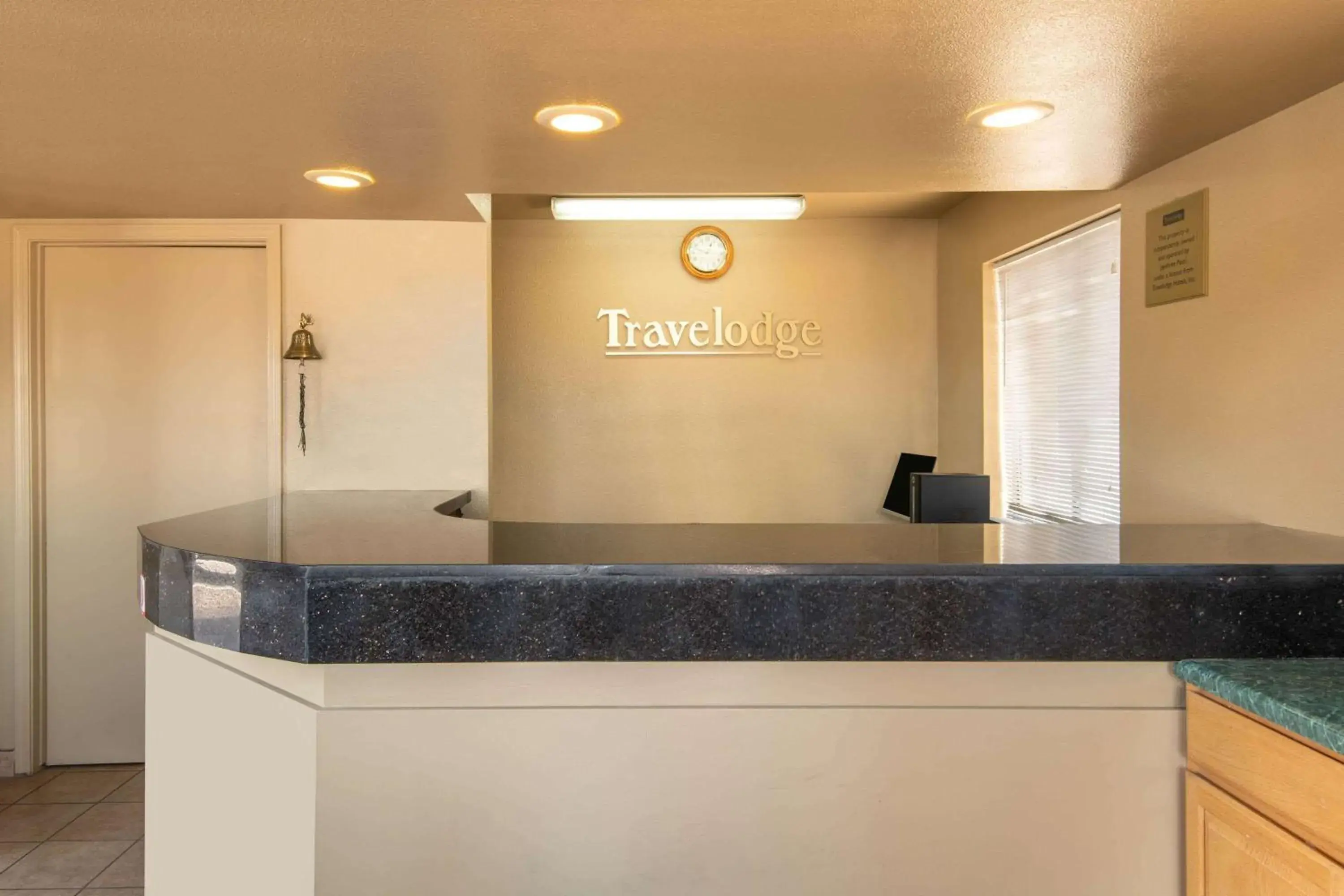 Lobby or reception in Travelodge by Wyndham Kingman Lobby or reception in Travelodge by Wyndham Kingman