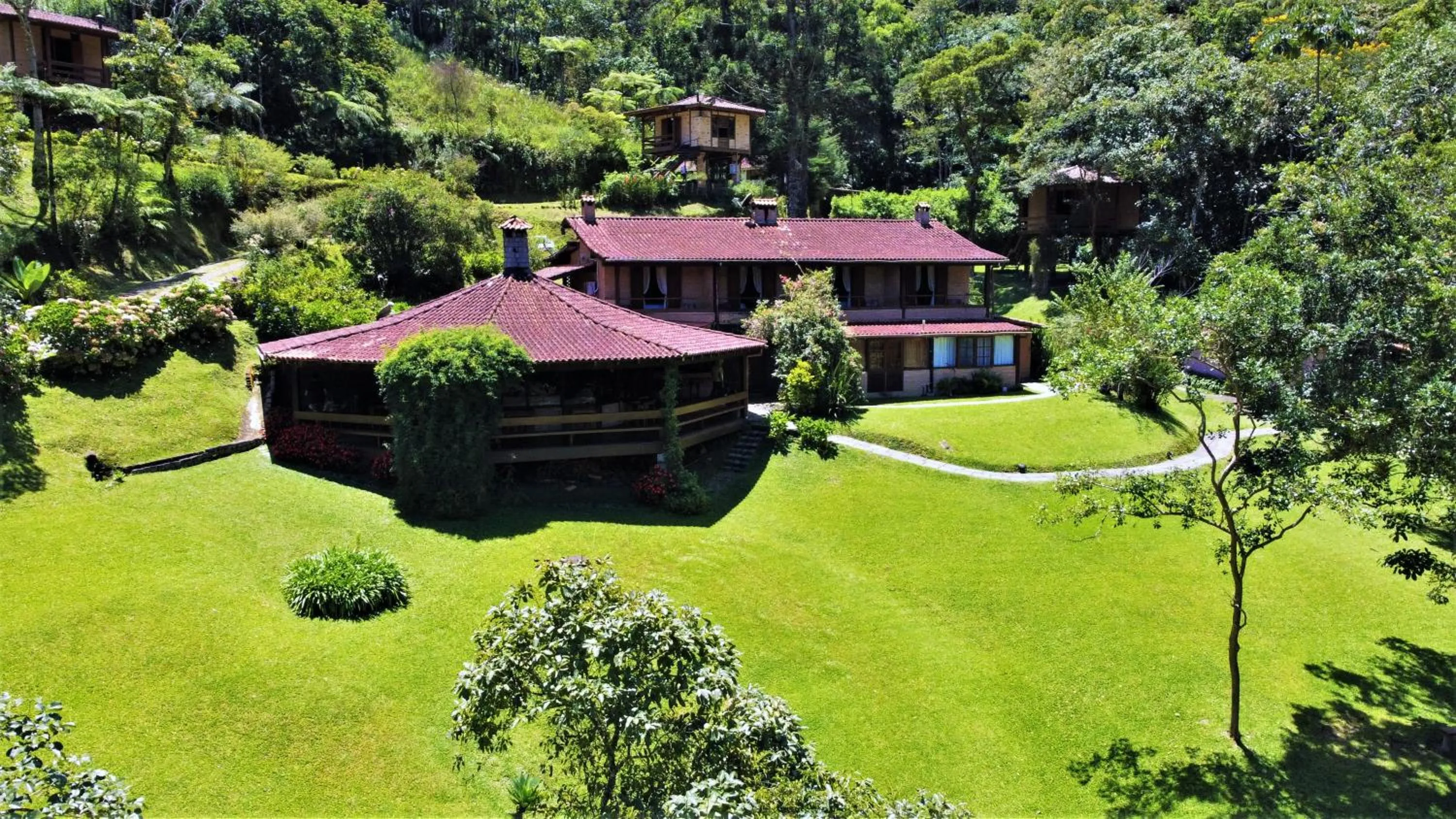 Property building in Pousada Tijupá
