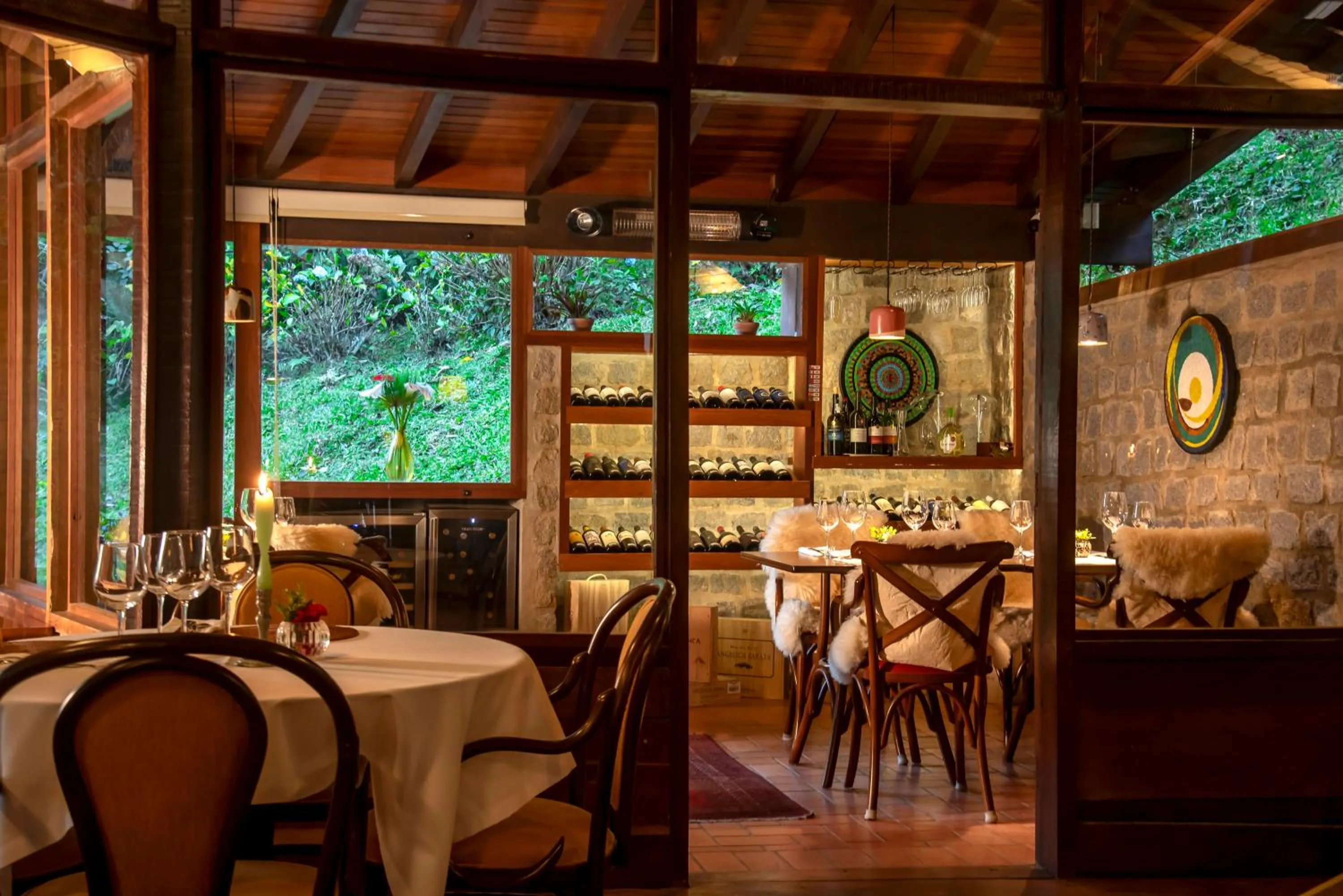 Dining area in Pousada Tijupá