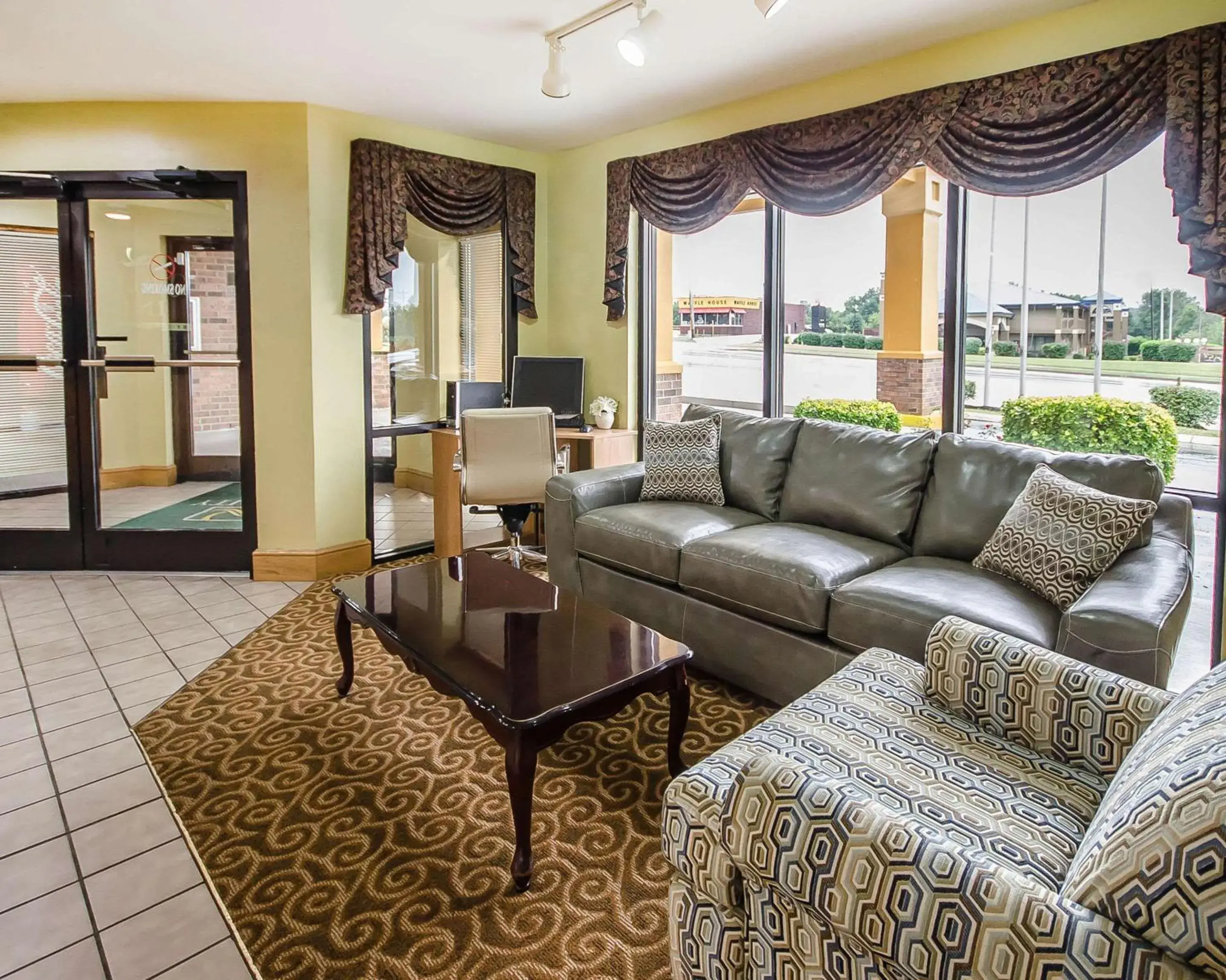 Lobby or reception in Quality Inn Franklin South Lobby or reception in Quality Inn Franklin South