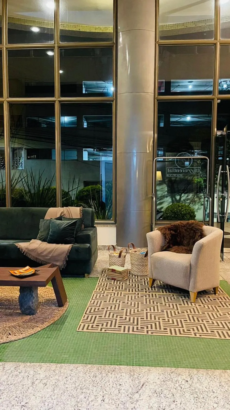 Property building in Differential Flat