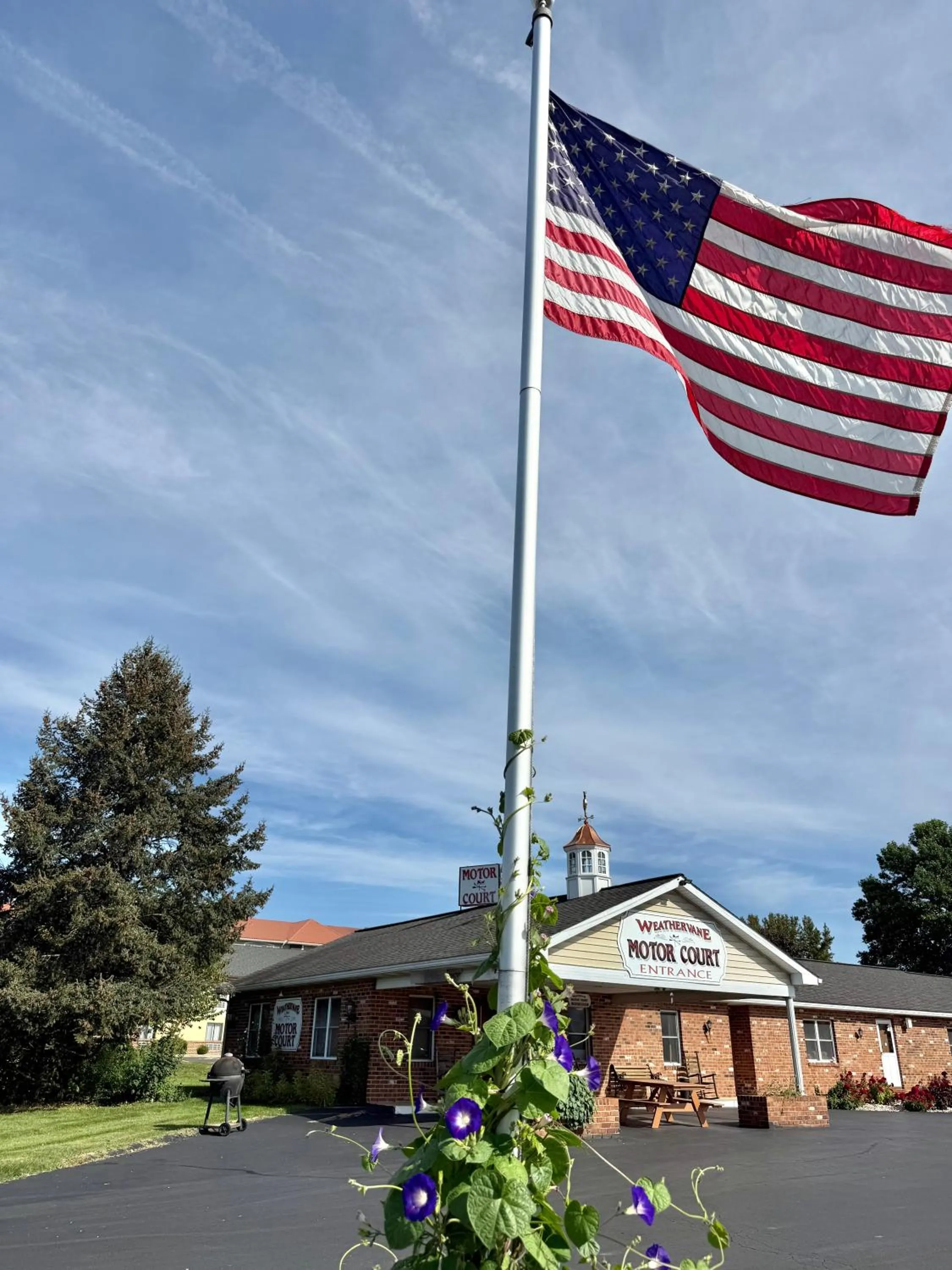 Property building in Weathervane Motor Court