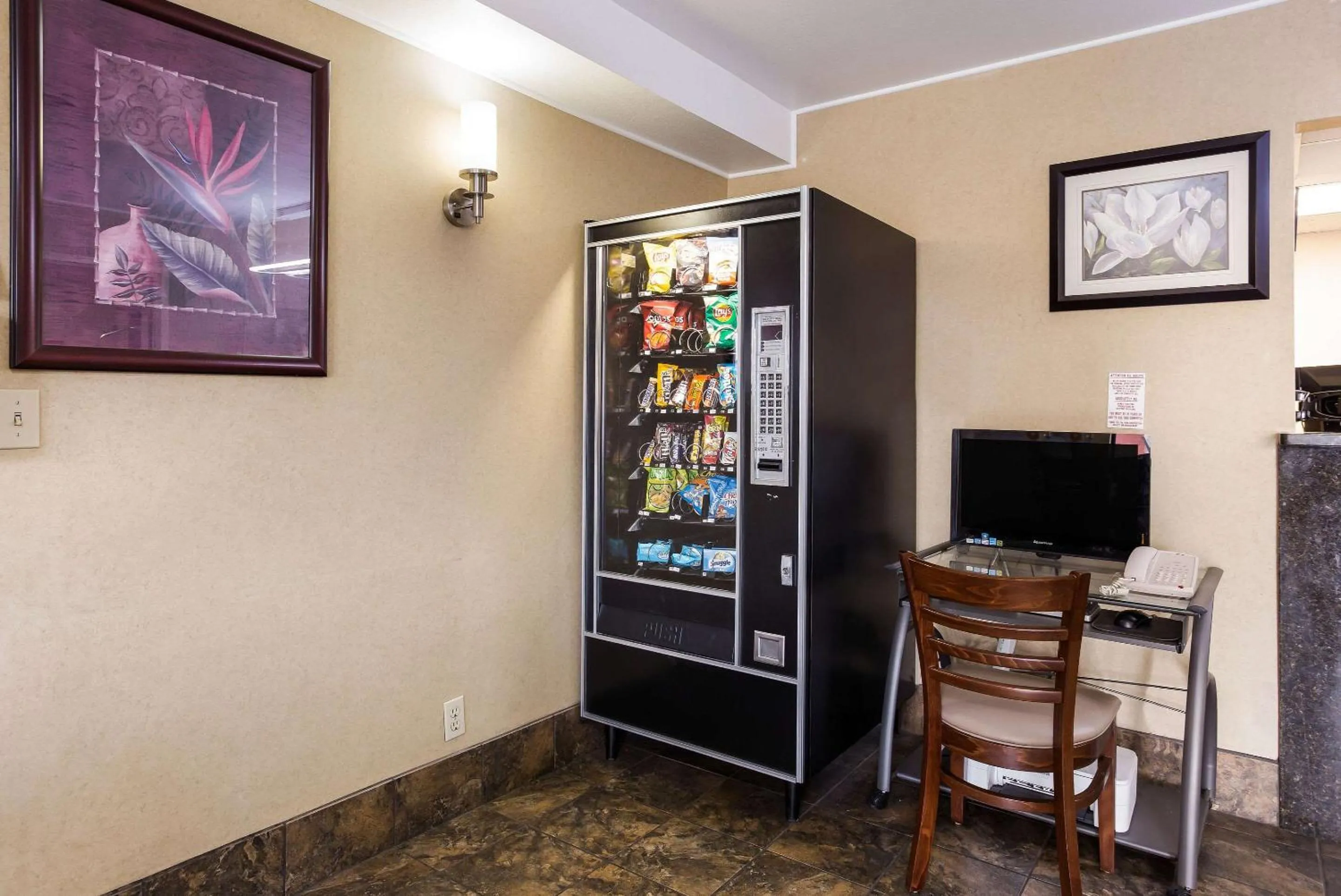 Business facilities in Quality Inn Airport