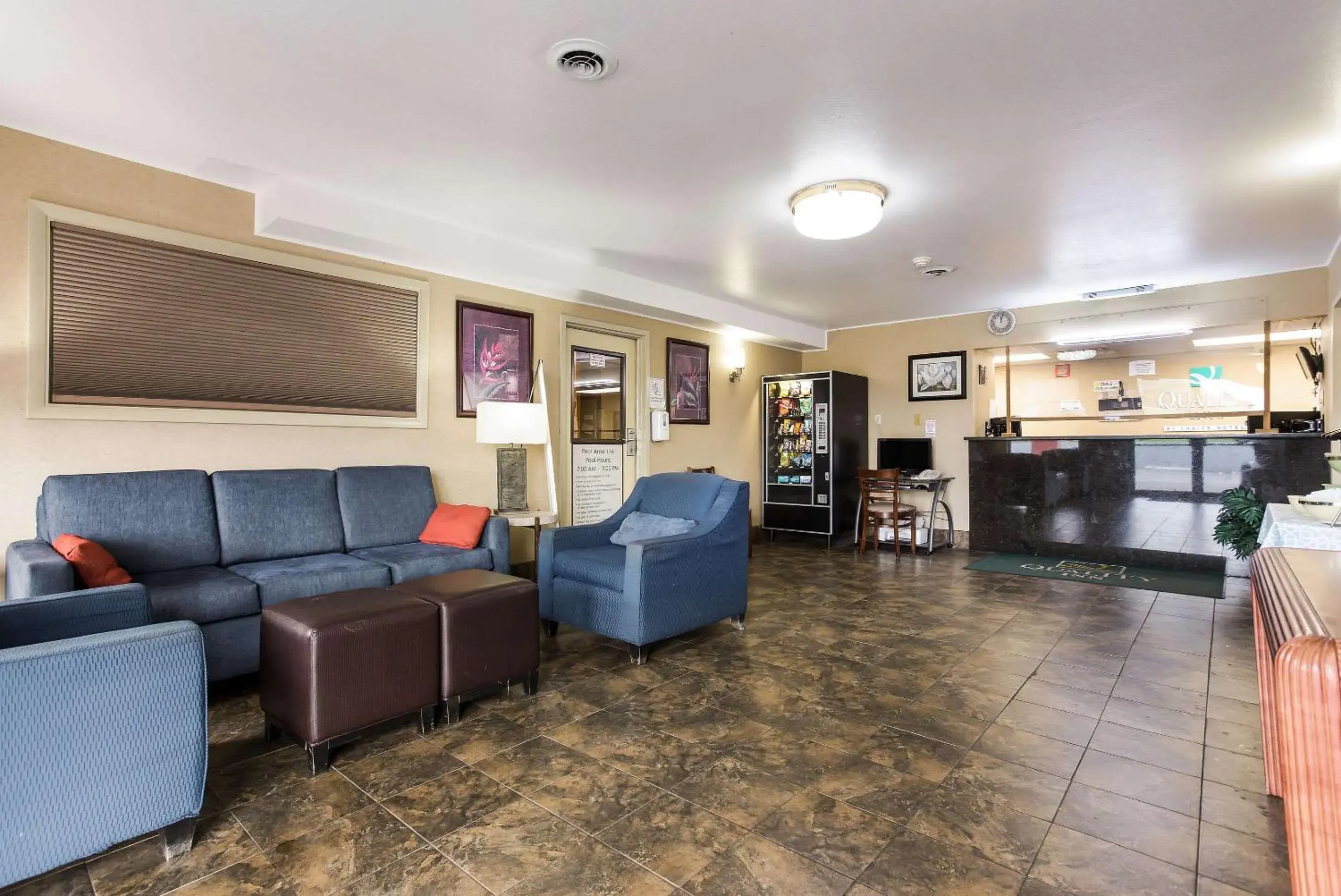Lobby or reception in Quality Inn Airport Lobby or reception in Quality Inn Airport