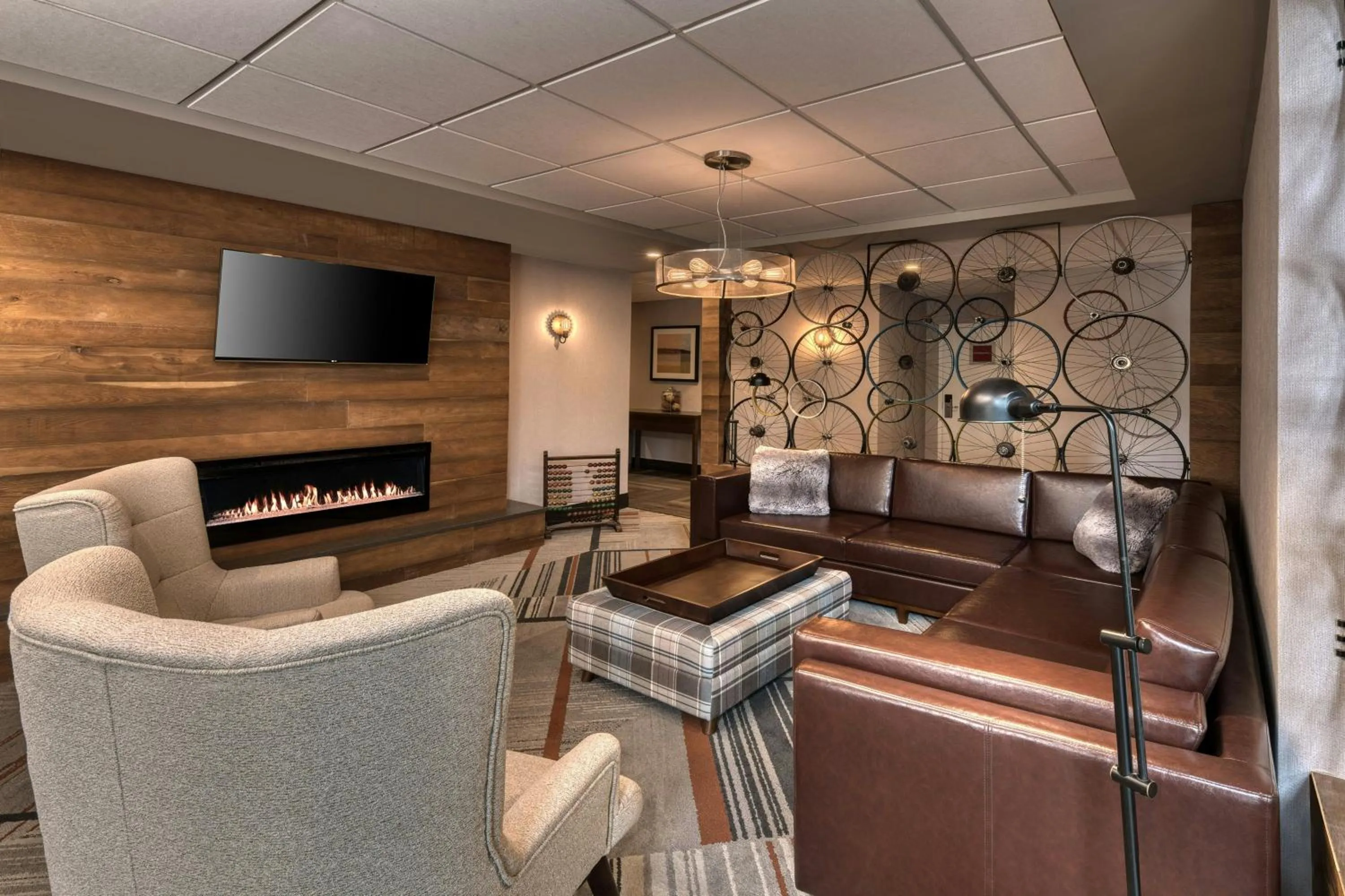 Lobby or reception in Four Points by Sheraton Barrie