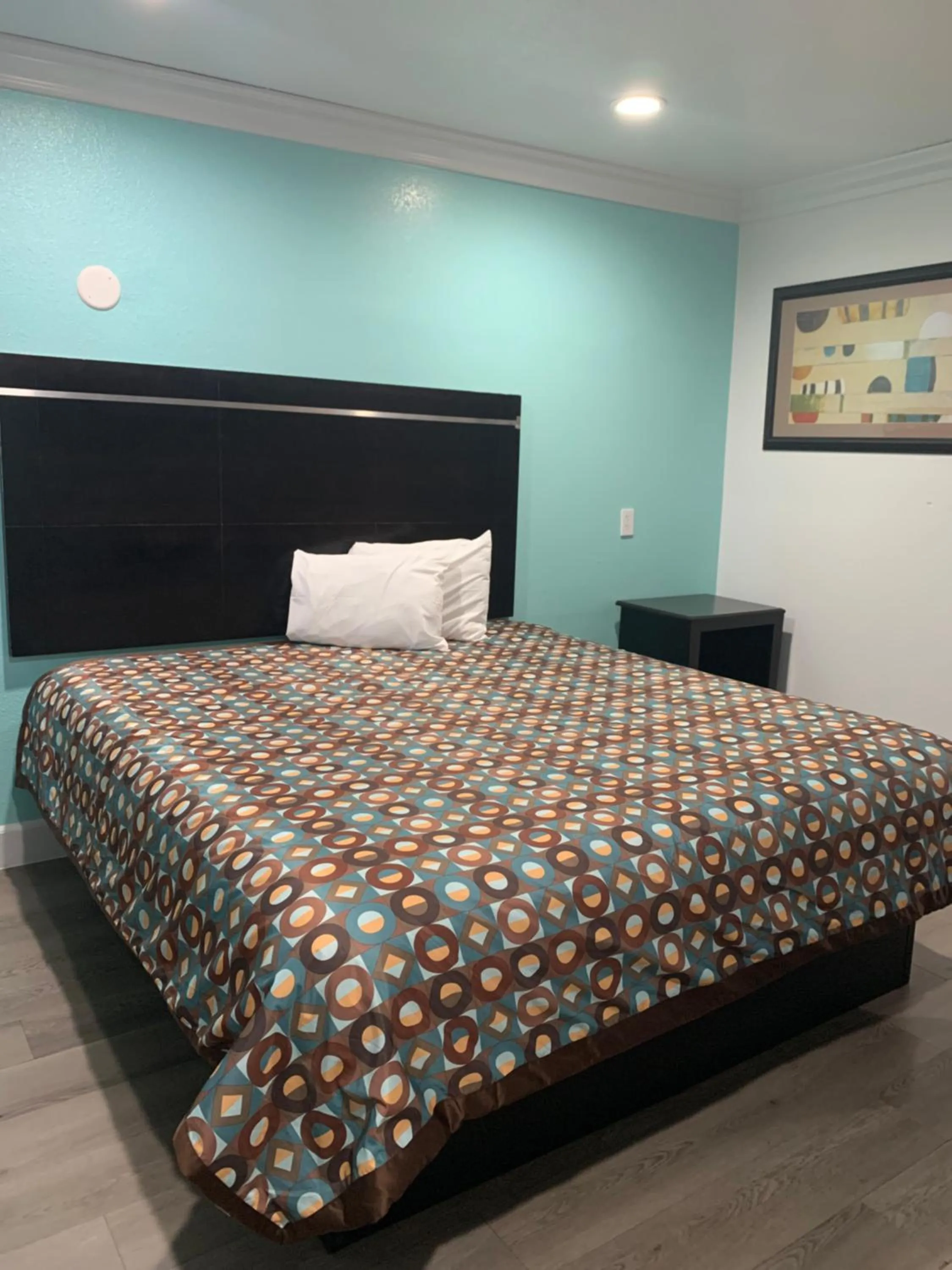 Bed in Budget Motel