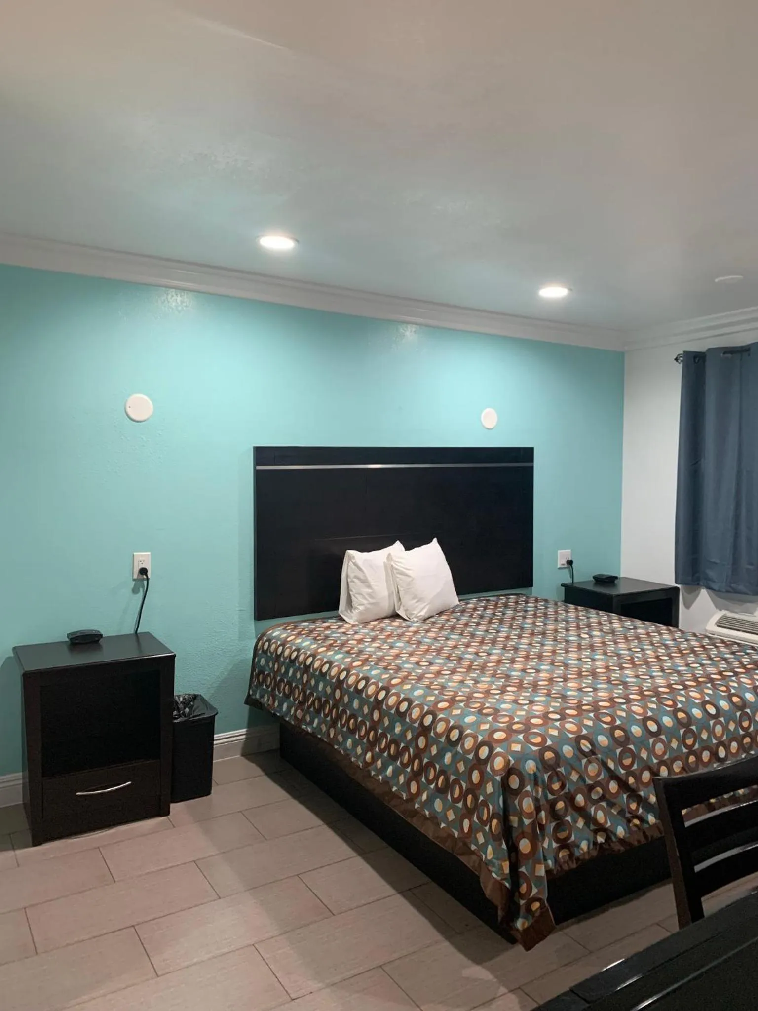 Bed in Budget Motel
