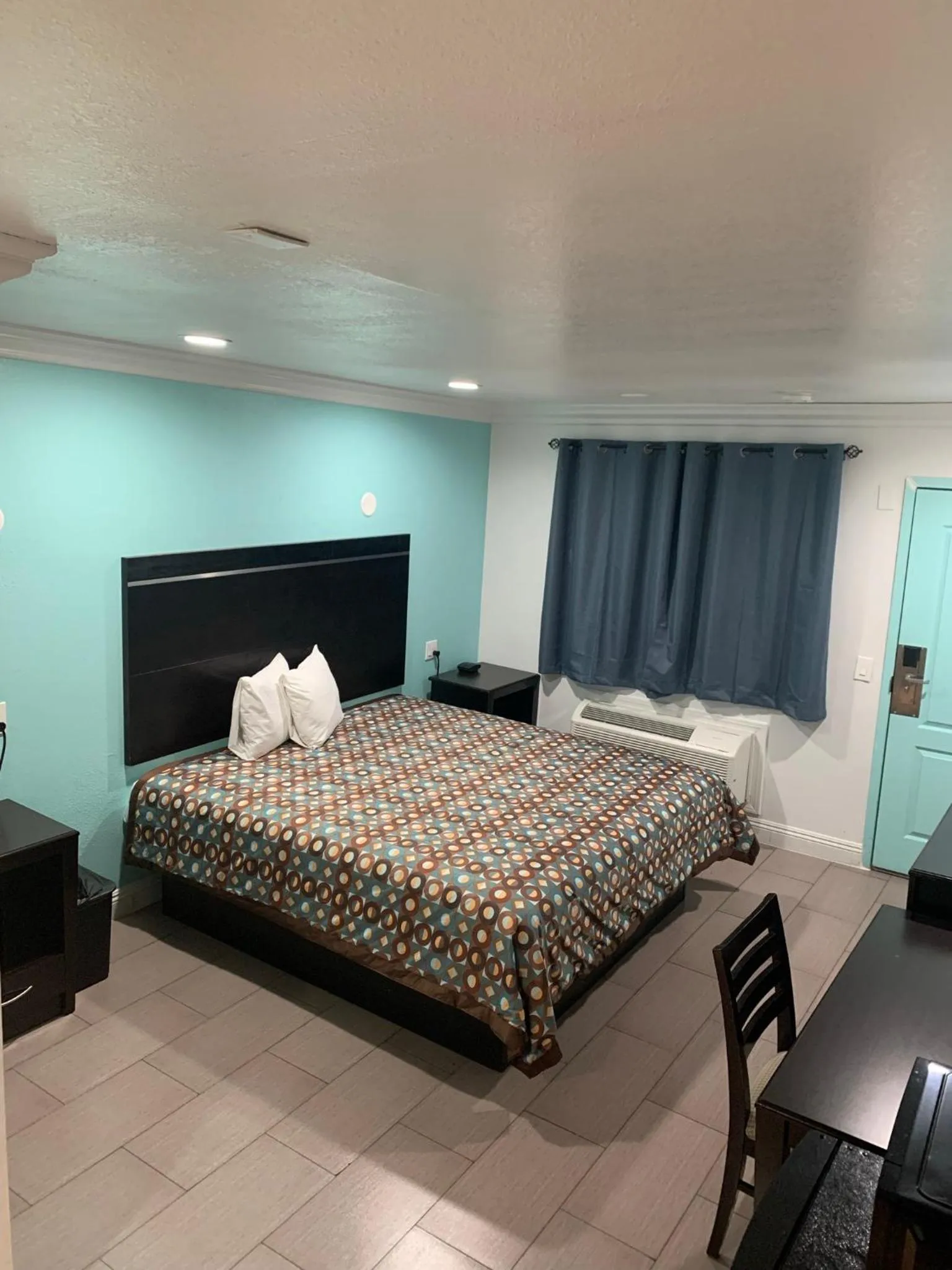 Bed in Budget Motel