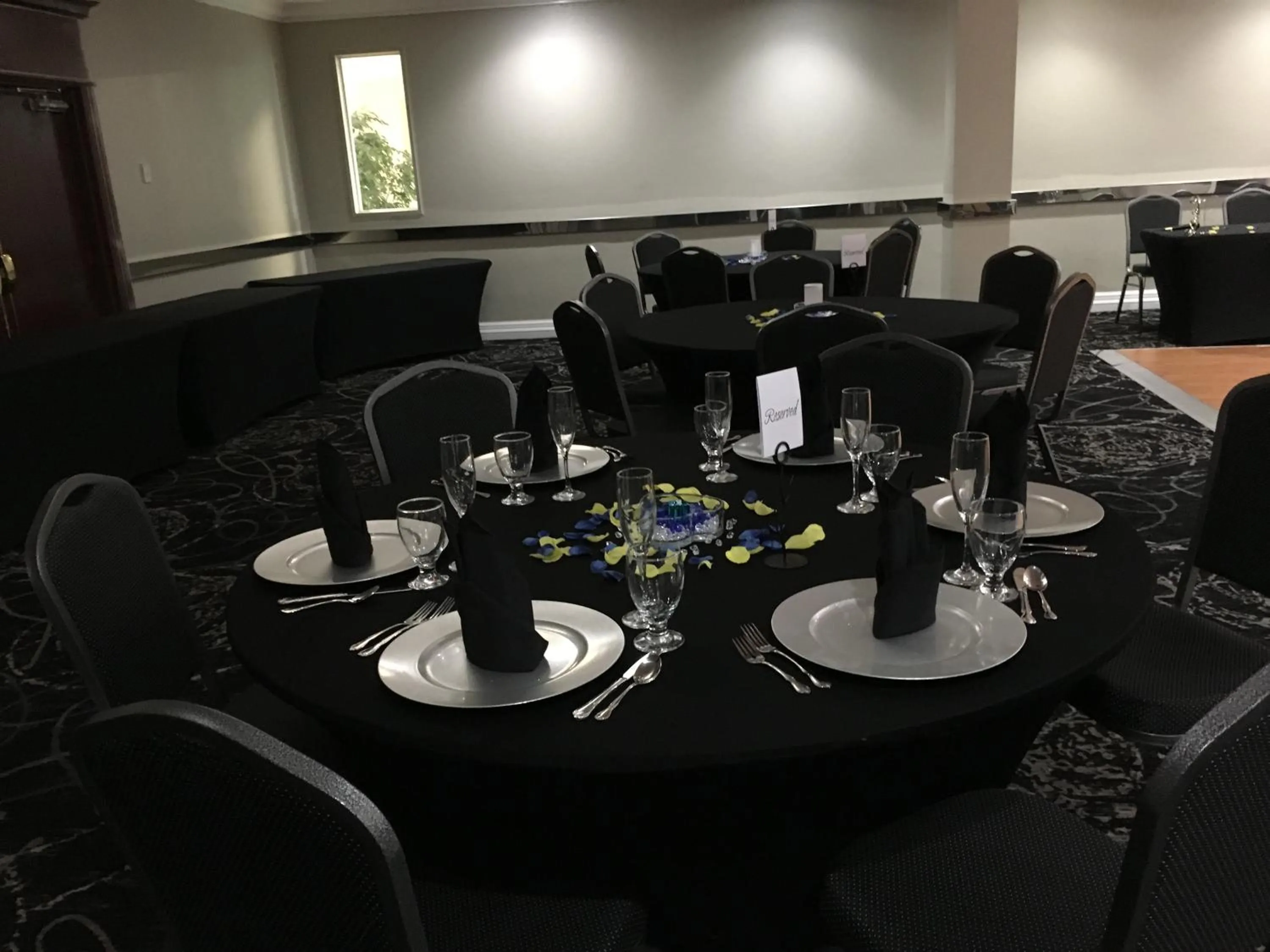 Area and facilities in Clarion Inn Des Moines Airport