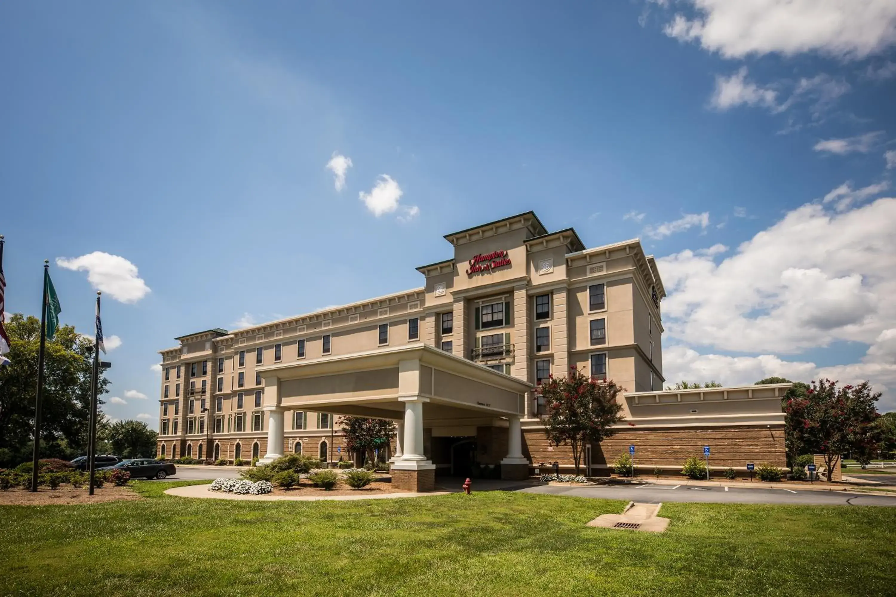 Property building in Hampton Inn & Suites Dobson Property building in Hampton Inn & Suites Dobson