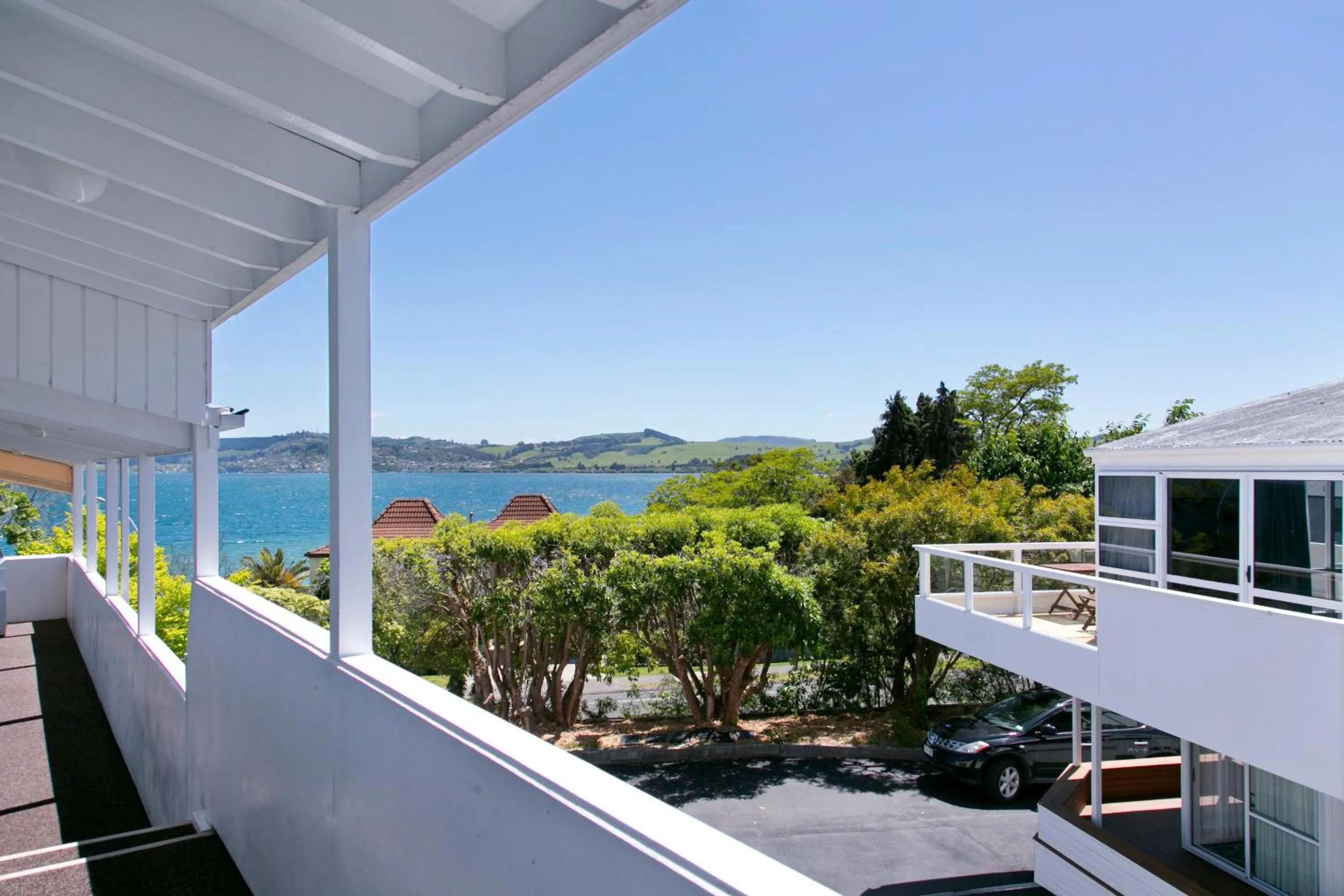 Lake view, Balcony/Terrace in VU Thermal Lodge