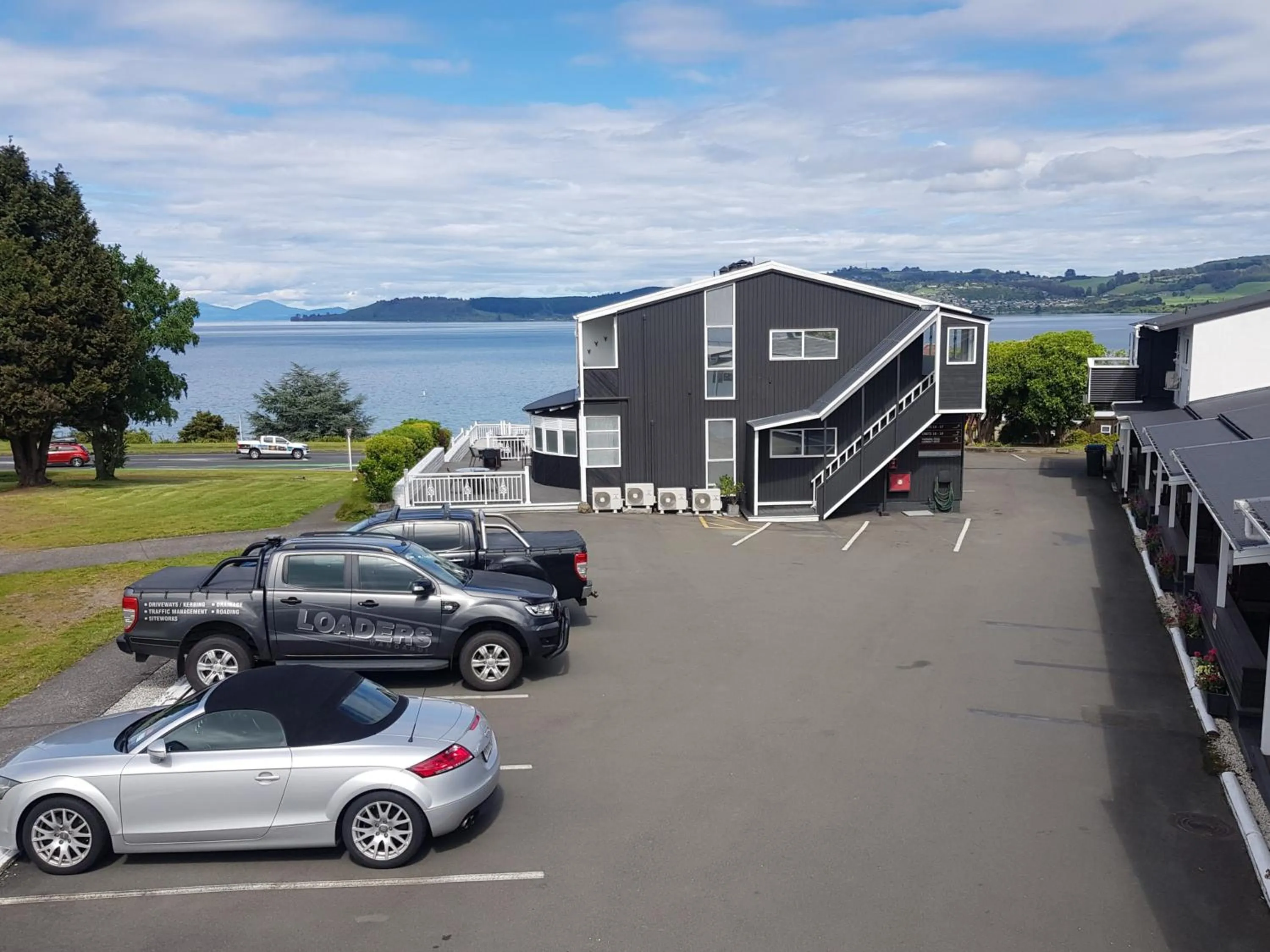Parking, Property Building in VU Thermal Lodge